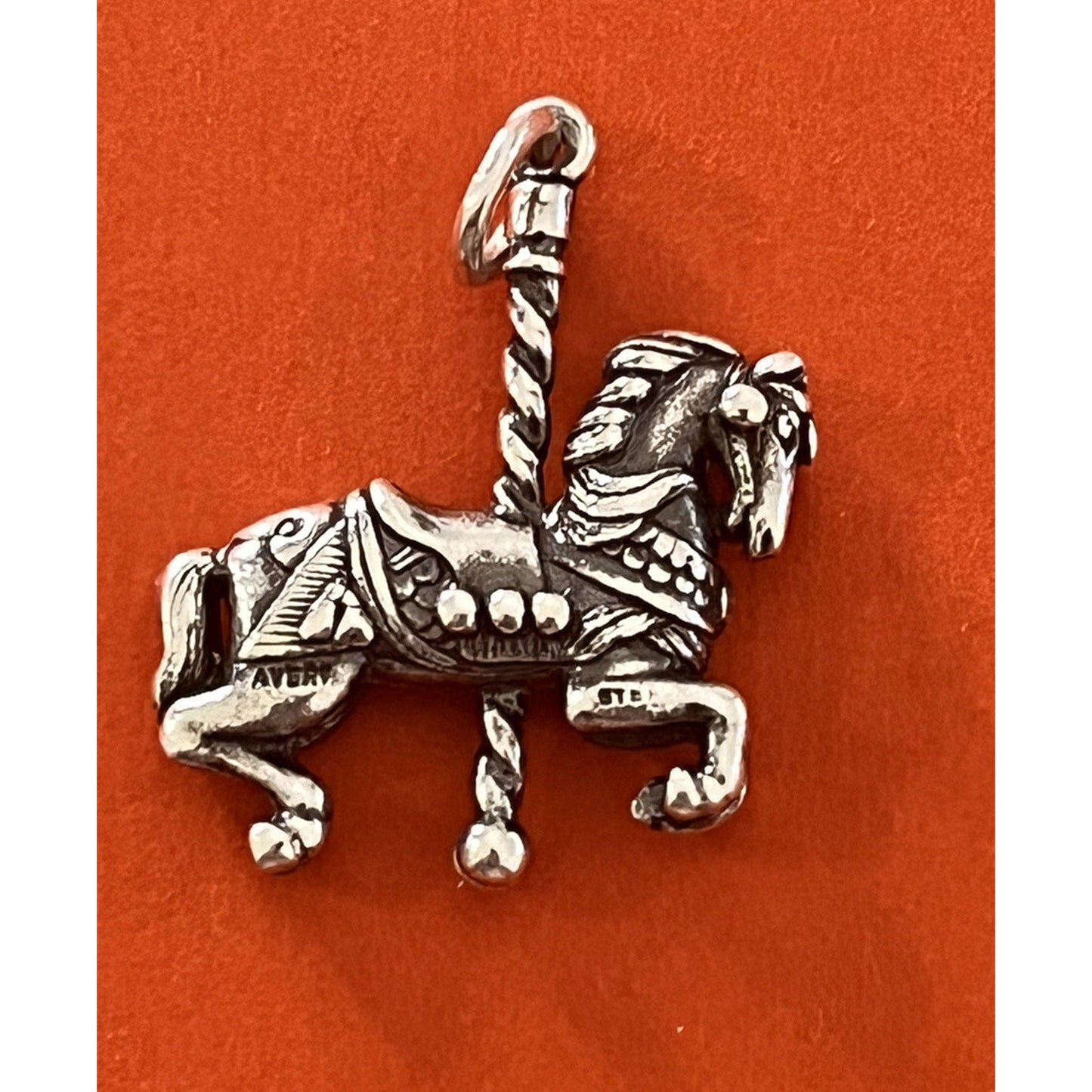Pre-Owned James Avery Retired Silver VINTAGE Carousel Horse LARGER SIZE Pendant Or Charm