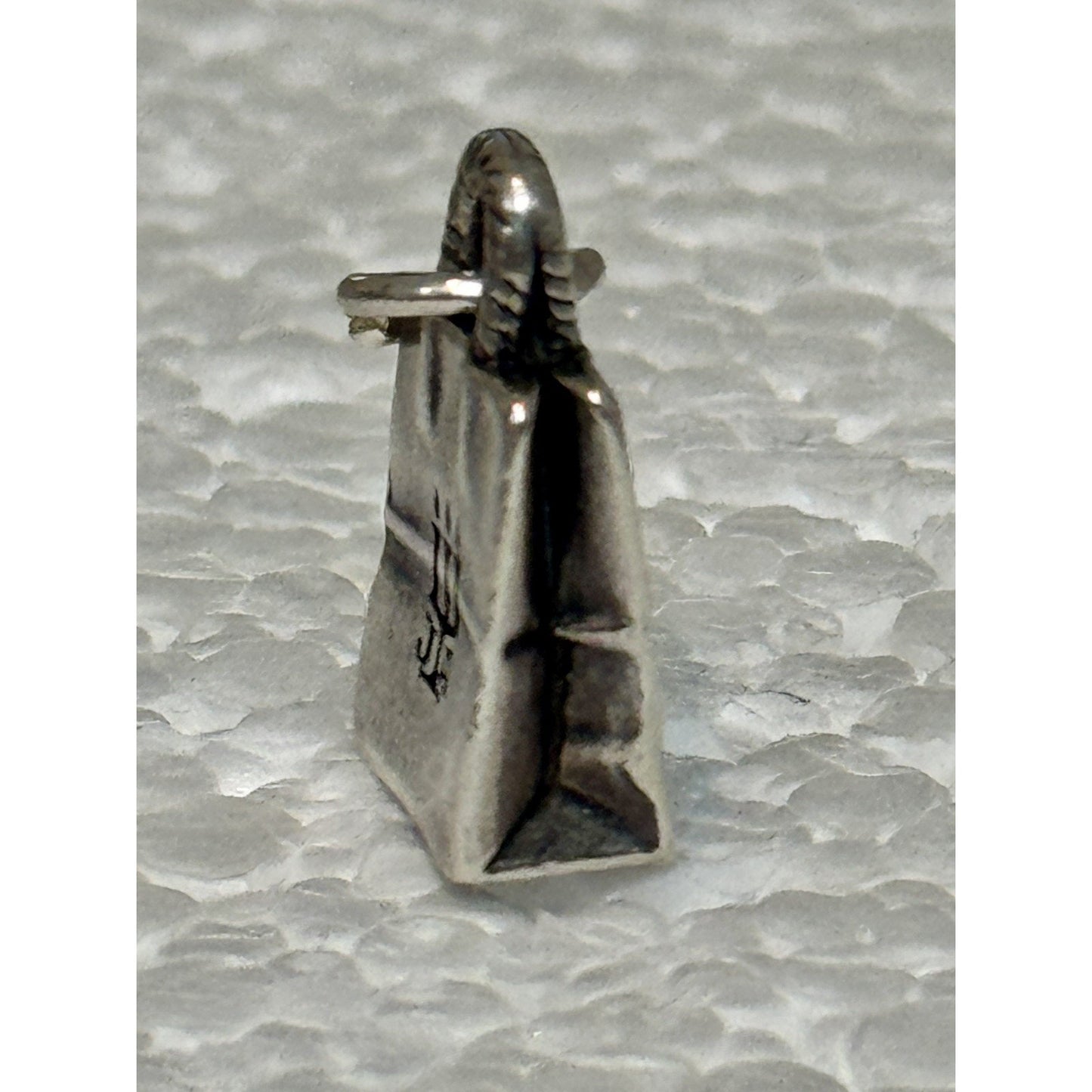 Pre Owned James Avery Retired Silver Shopping Bag Charm with Bonus JA Tag Charm