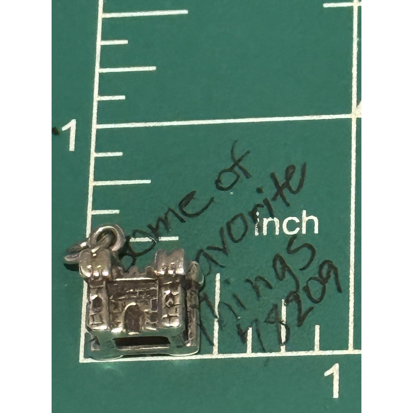 James Avery Retired Silver Sand Castle Beach Theme Charm Pre-Owned