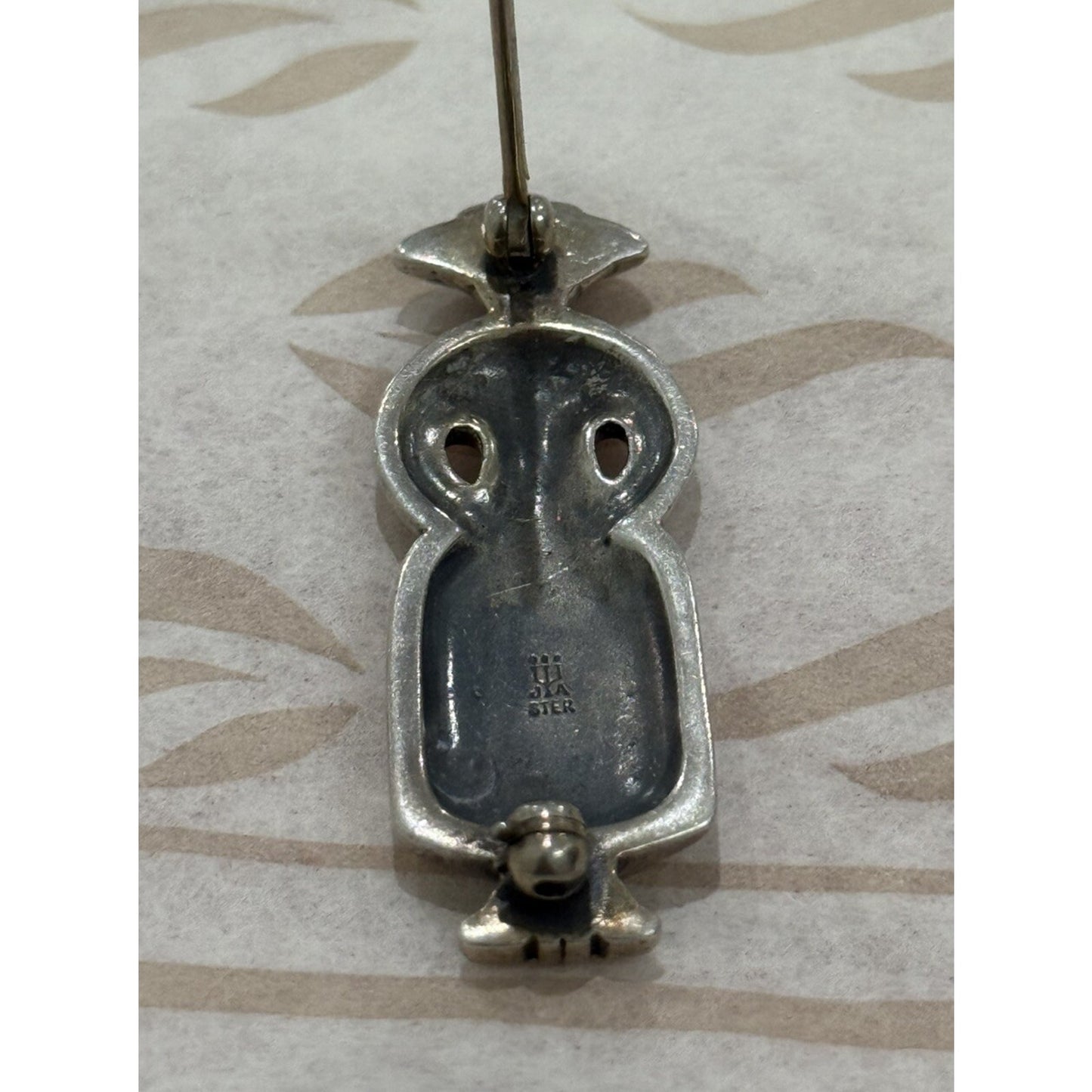 Pre Owned Retired James Avery Silver Prairie Woman / Dutch Girl Pin Brooch RARE