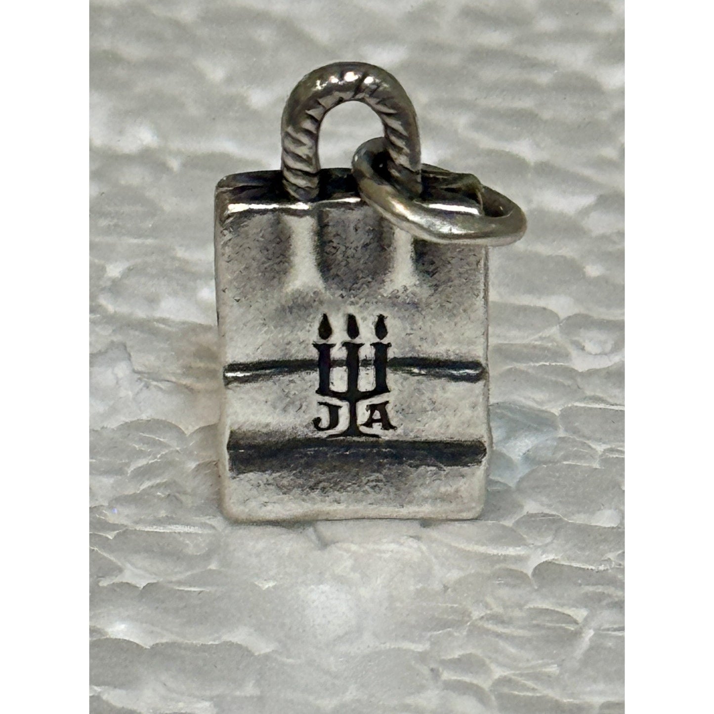 Pre Owned James Avery Retired Silver Shopping Bag Charm with Bonus JA Tag Charm