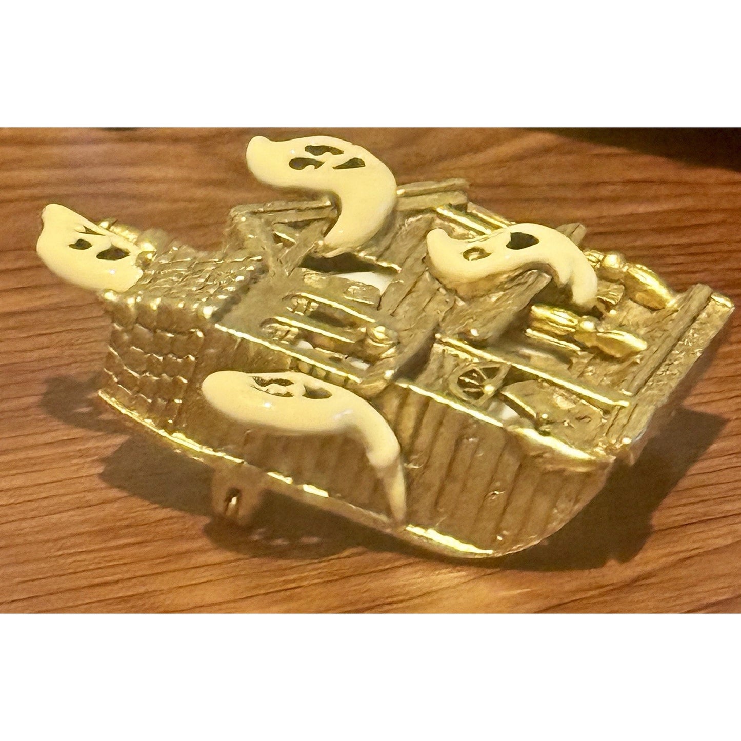 AJC Haunted House Ghost Brooch Vintage Halloween Pin Gold Tone 3D WORKS!!