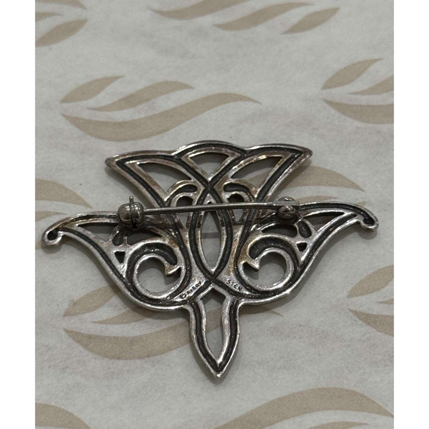 James Avery Retired Sterling Silver Large Descending Dove Brooch Pin Pre-Owned