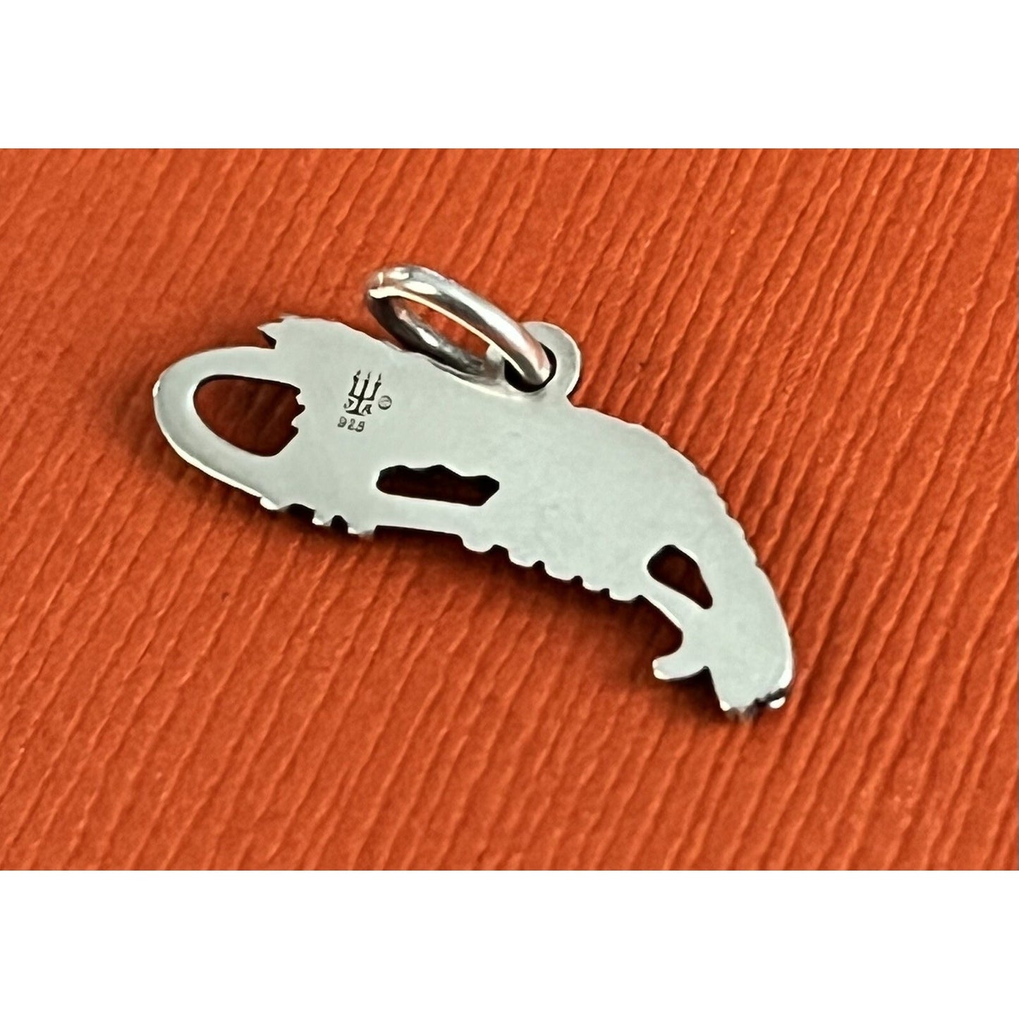 Brand New In Box James Avery Retired Sterling Silver Shrimp Charm Pre-Owned