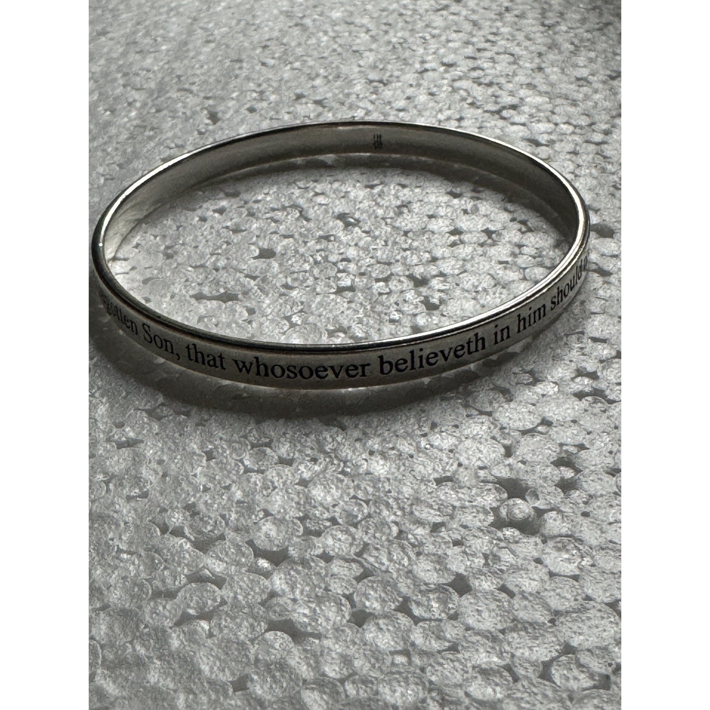 James Avery Retired Silver John 3:16 Bangle Bracelet Size L Pre-Owned