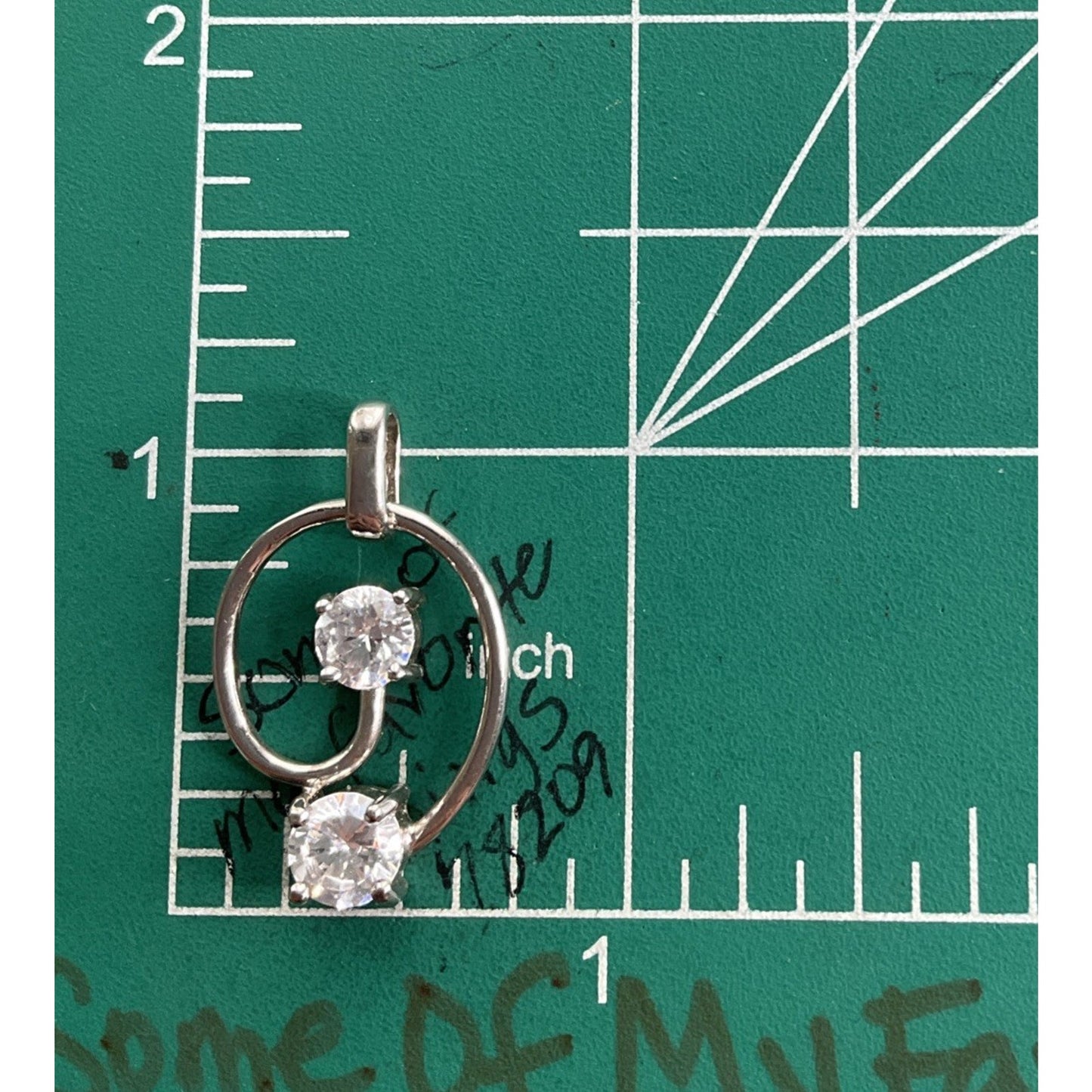 Sterling Silver CZ Cilcle Pendant