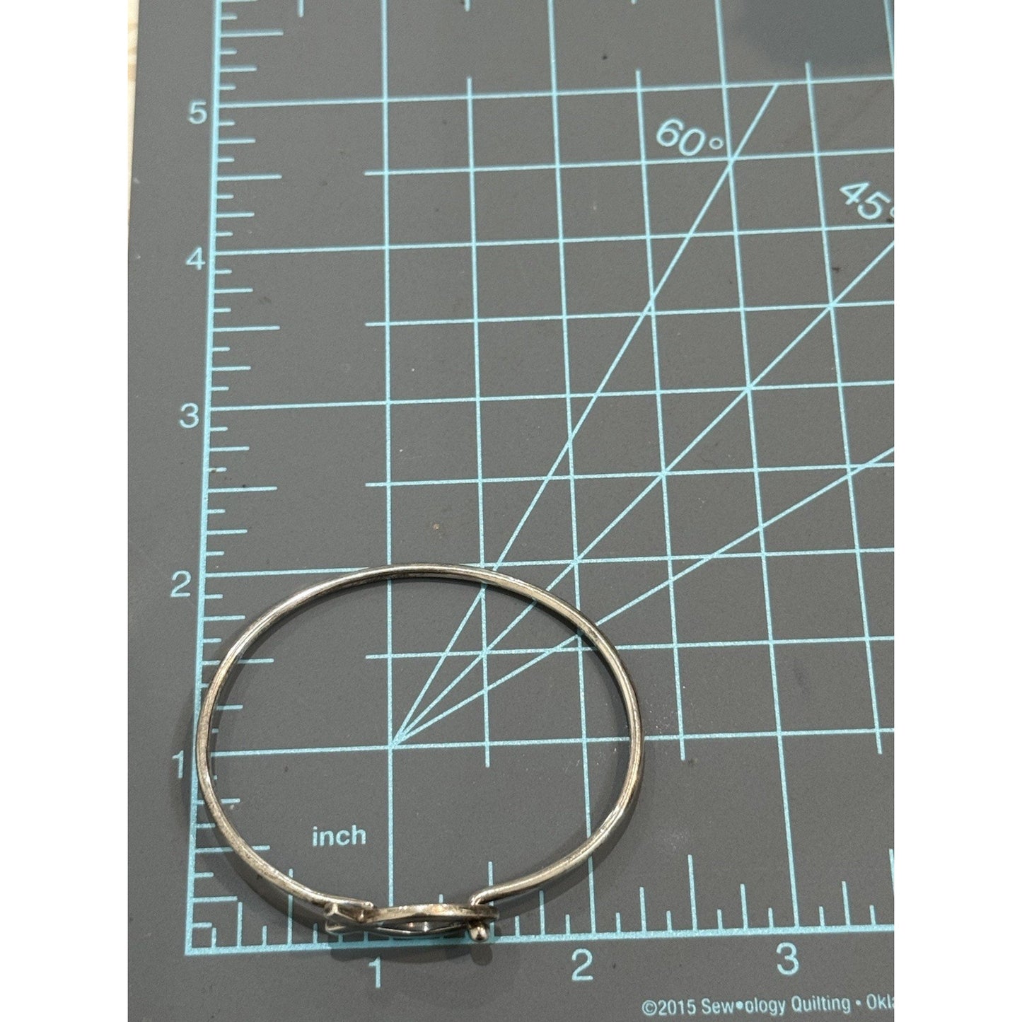 James Avery Retired Ichthus Fish Sterling Silver Hook Bangle Bracelet Pre-Owned