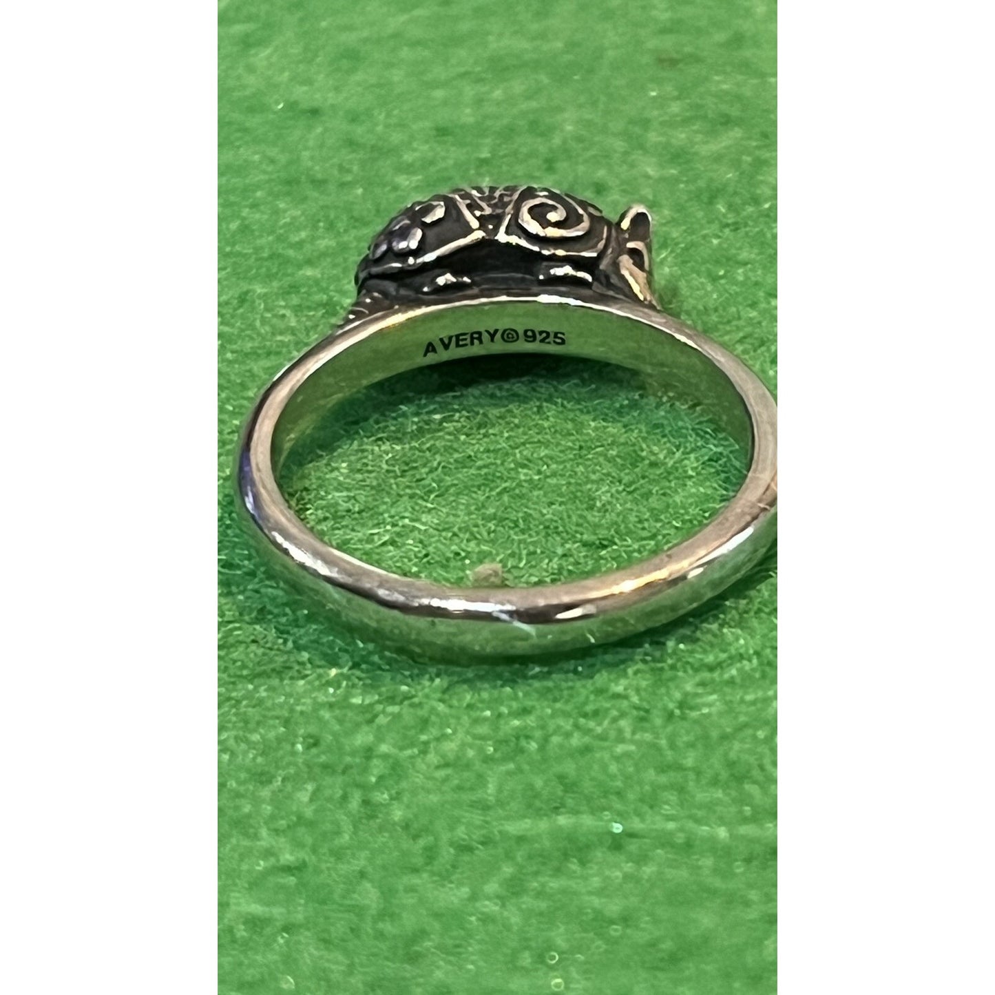 James Avery Retired Sterling Silver 3D Armadillo Ring Size 9 Pre-Owned