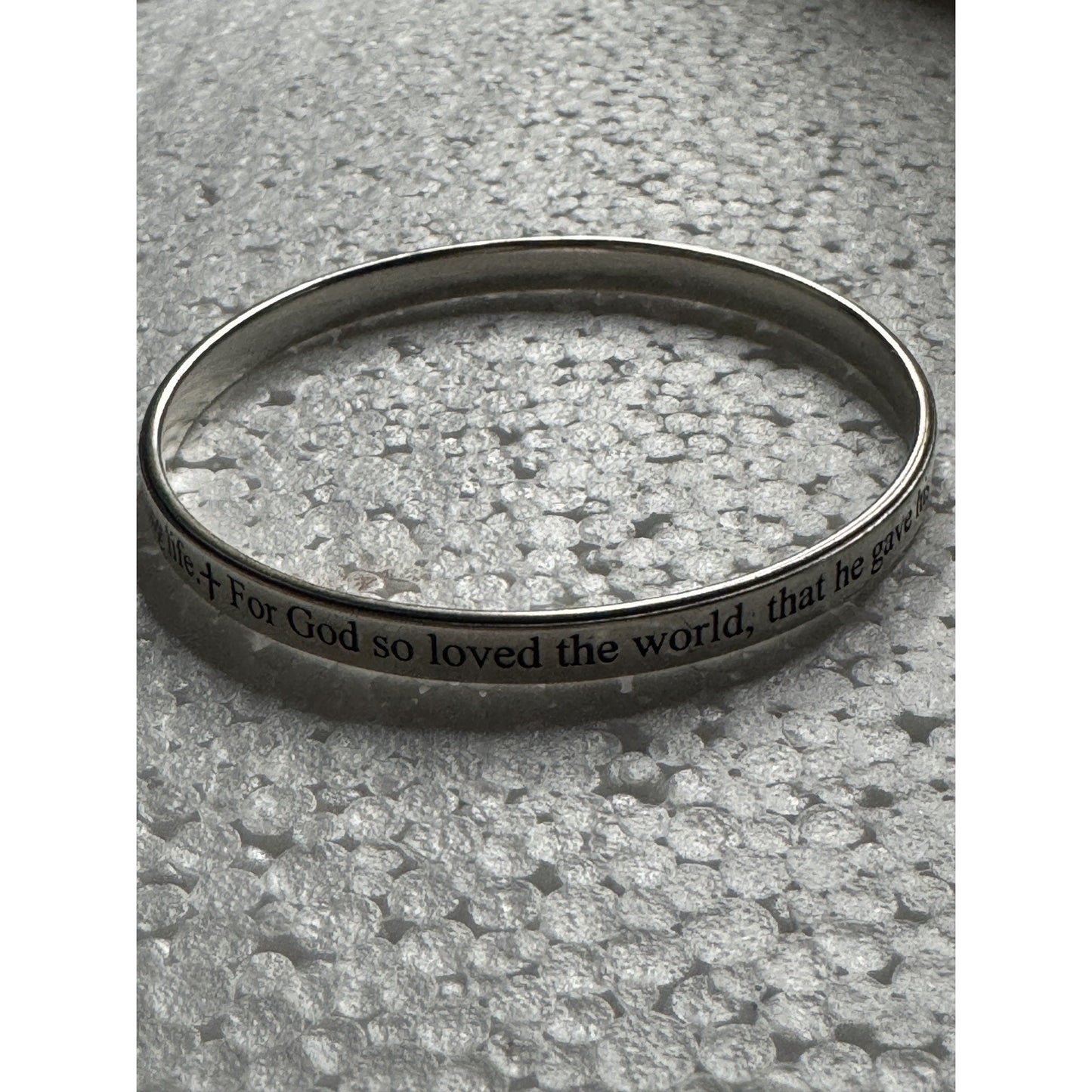 James Avery Retired Silver John 3:16 Bangle Bracelet Size L Pre-Owned