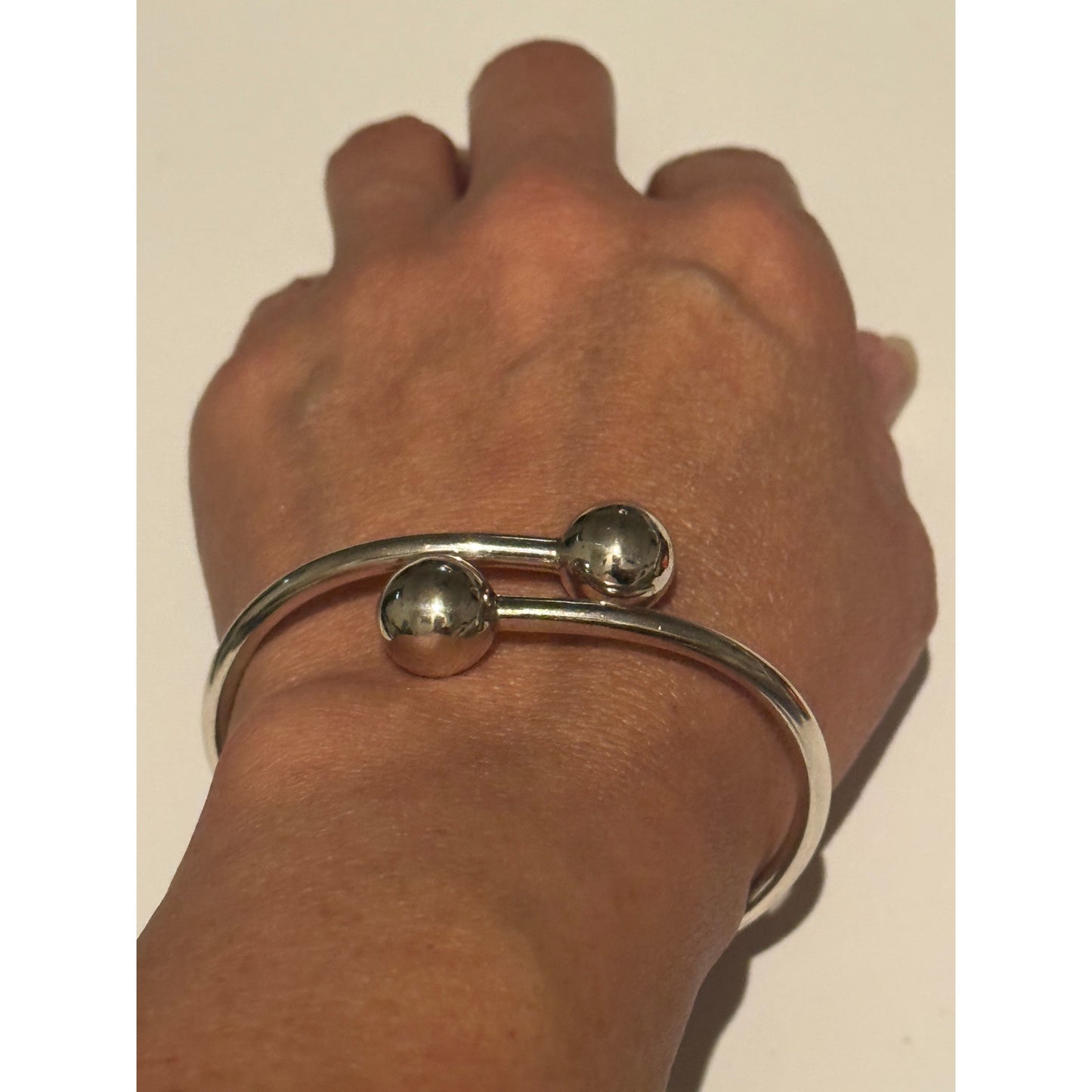 Vintage ATI Mexico 925 Sterling Silver Hinged Bypass Ball-End Bangle Orb Bracelet 14.8g
