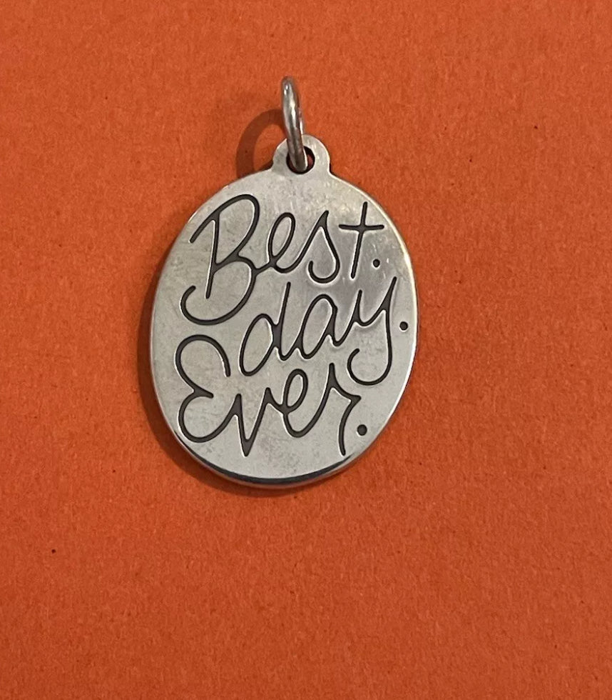 Preowned James Avery Silver Retired Best Day Ever Charm