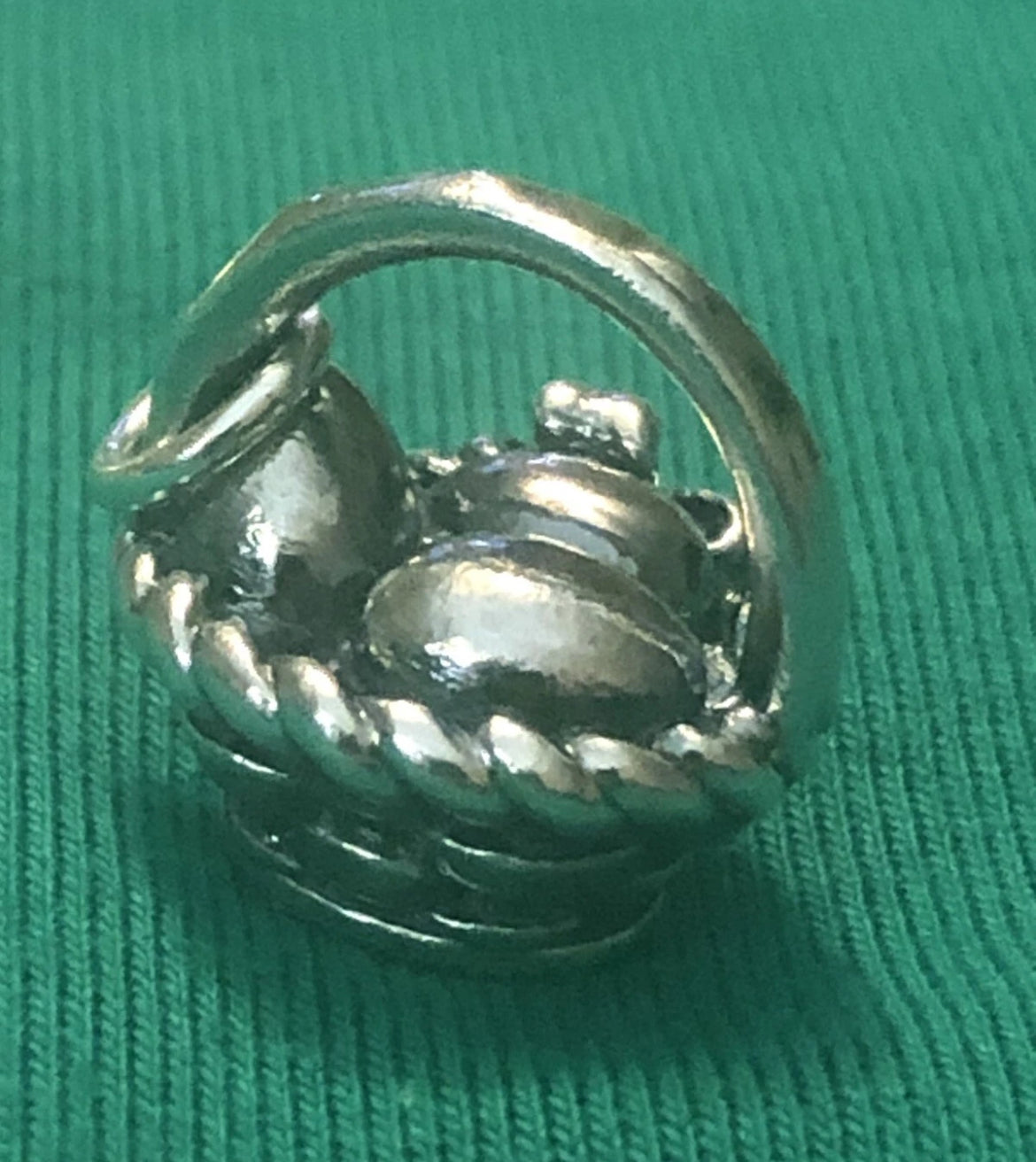 Preowned James Avery Silver RETIRED 🐣 Easter Basket With Eggs 🐣 Charm