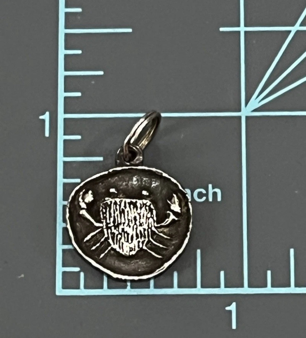 Preowned James Avery Retired VINTAGE Silver Cancer Zodiac Crab Charm