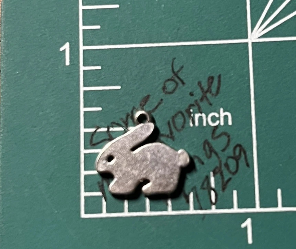 Preowned James Avery Retired Silver Bunny Charm