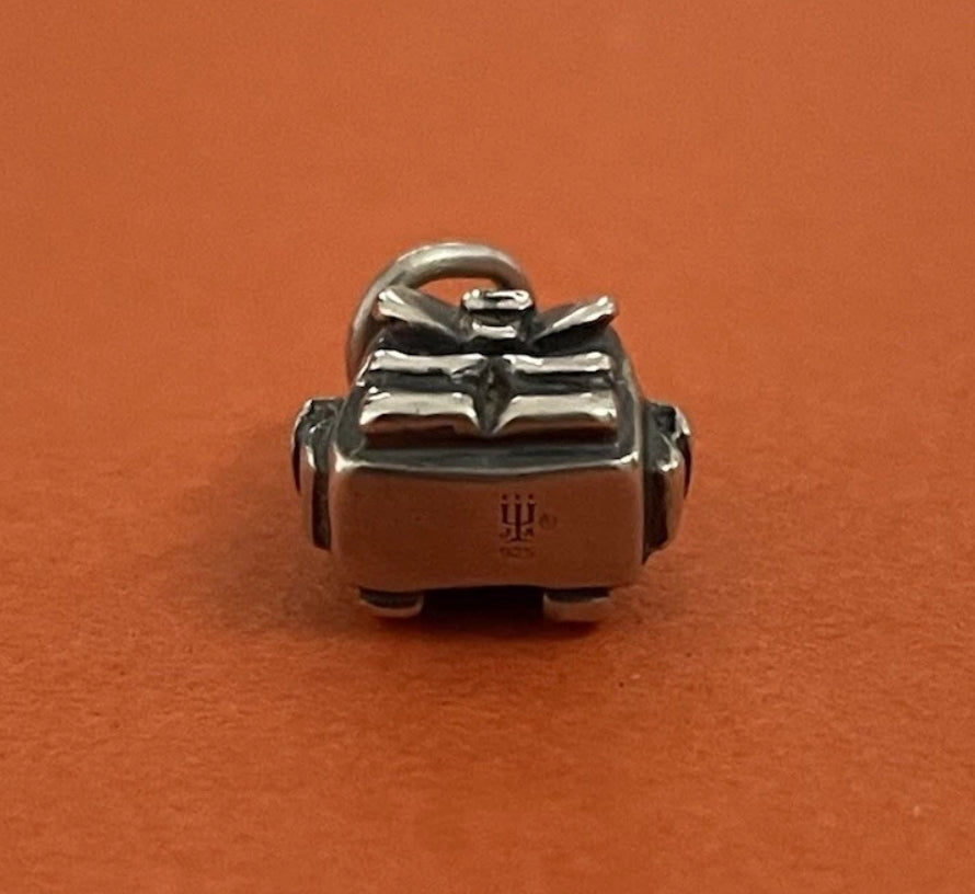 Preowned James Avery Retired Silver Vintage Backpack Charm