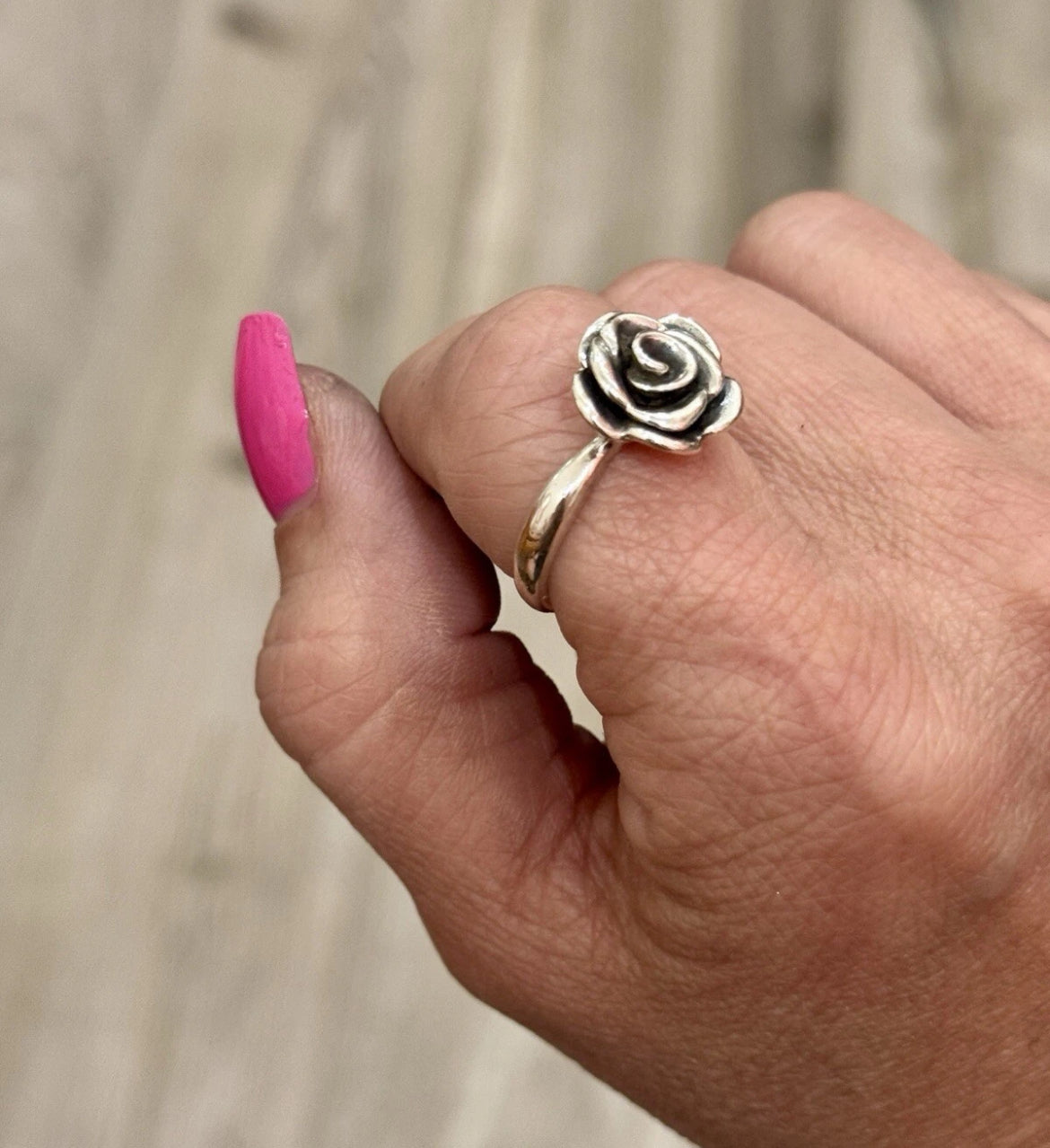 Preowned James Avery Retired Silver Rose Blossom Ring Size 8.5