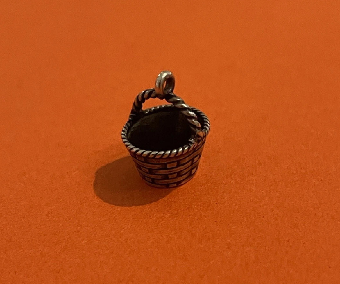 Preowned James Avery Retired Silver Easter Basket Charm
