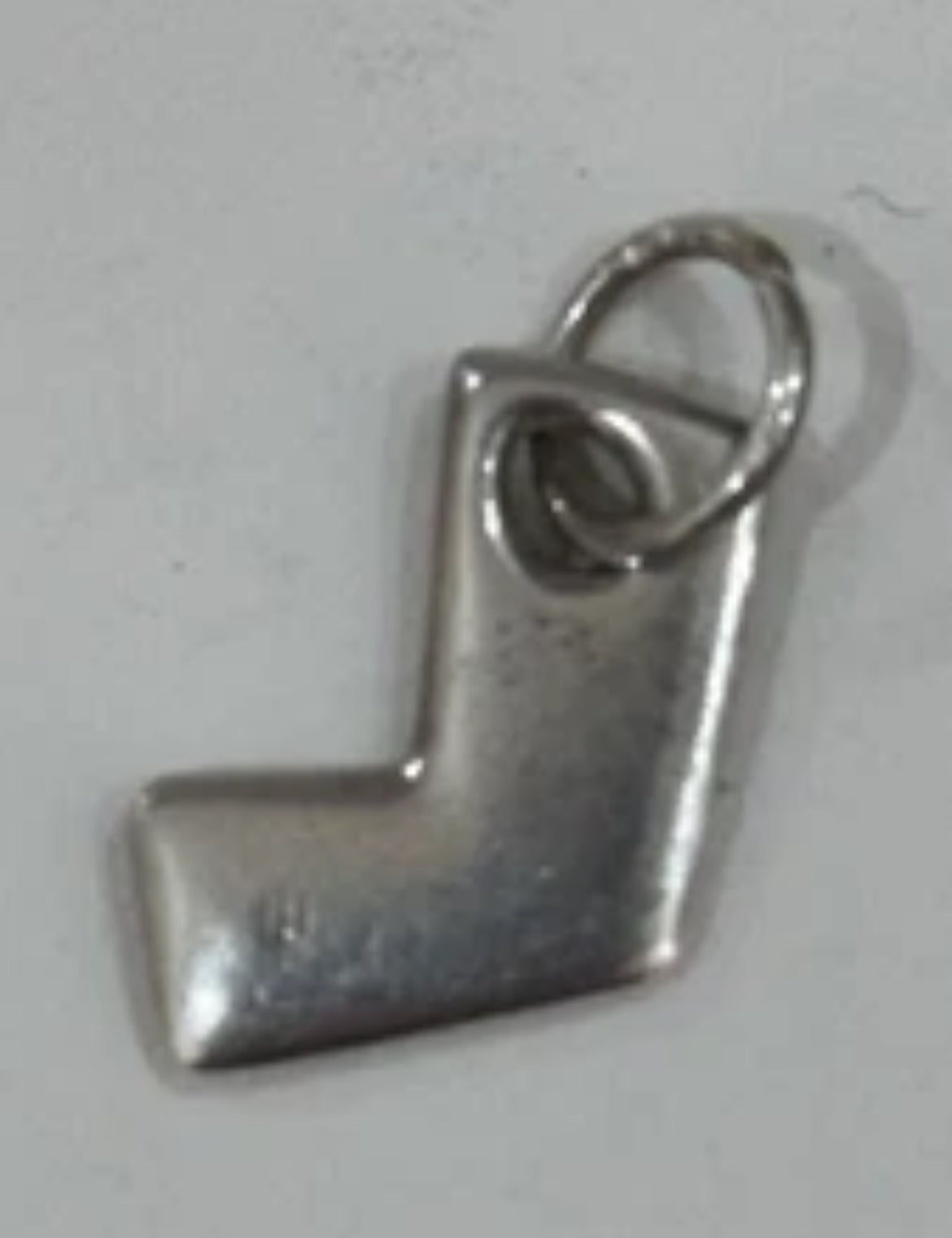 Preowned James Avery Retired Silver Puffy Letter L Charm or Pendant