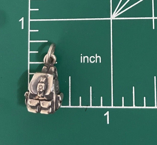 Preowned James Avery Retired Silver Vintage Backpack Charm
