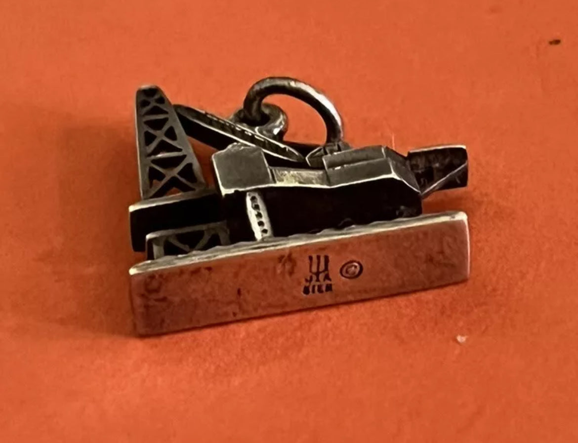 Preowned James Avery Retired Sterling Silver Oil Rig Charm