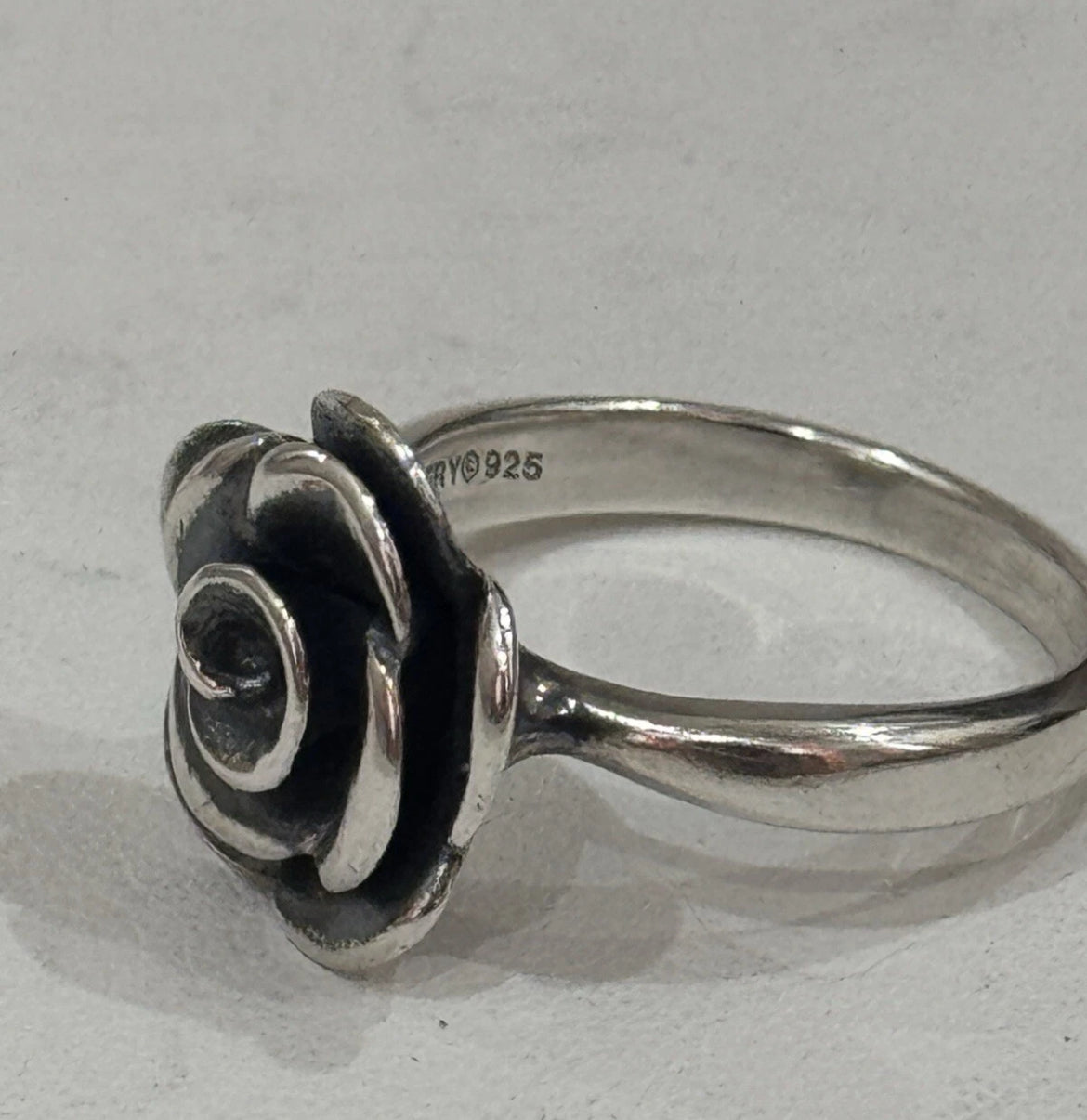Preowned James Avery Retired Silver Rose Blossom Ring Size 8.5