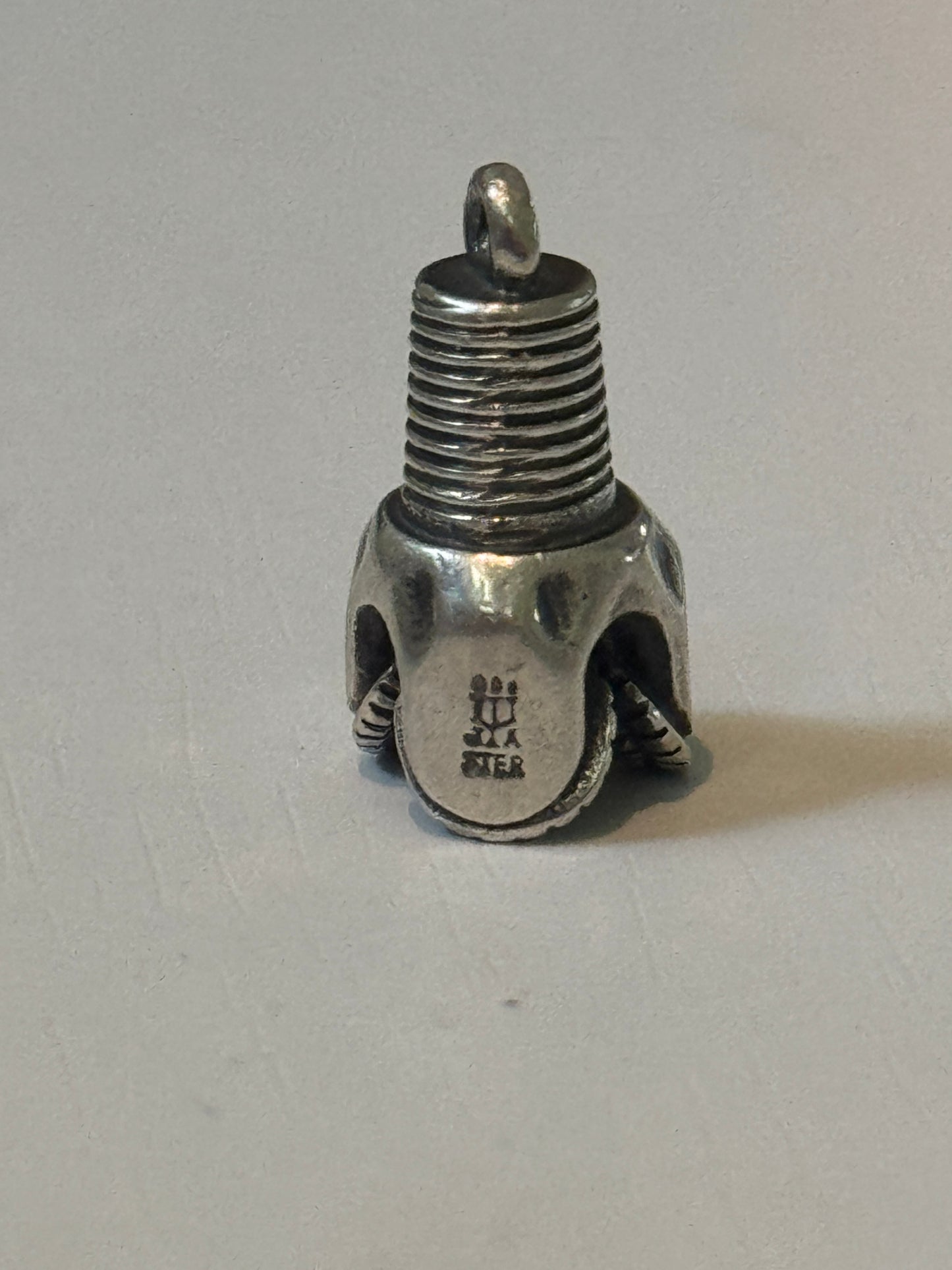 Pre Owned James Avery Retired Silver Oil Drill Bit Charm