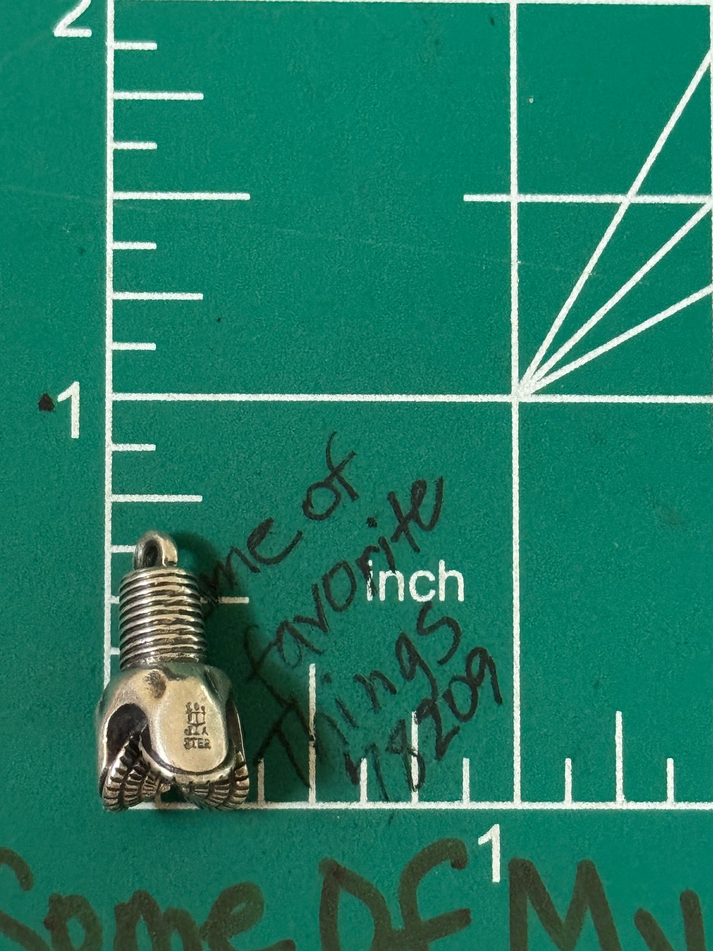 Pre Owned James Avery Retired Silver Oil Drill Bit Charm