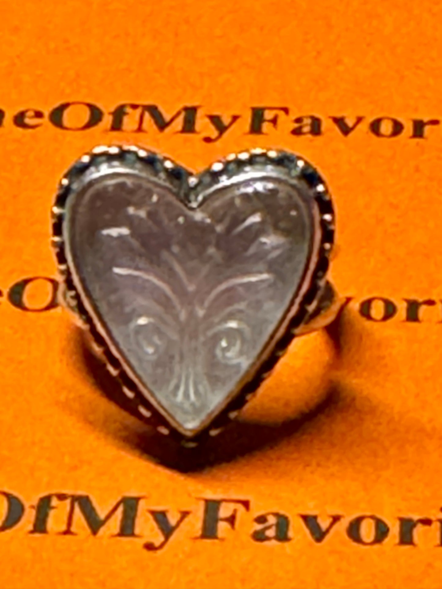 PreOwned James Avery RETIRED Sculpted Hearts and Tulips White Gemstone Ring Size 6.5