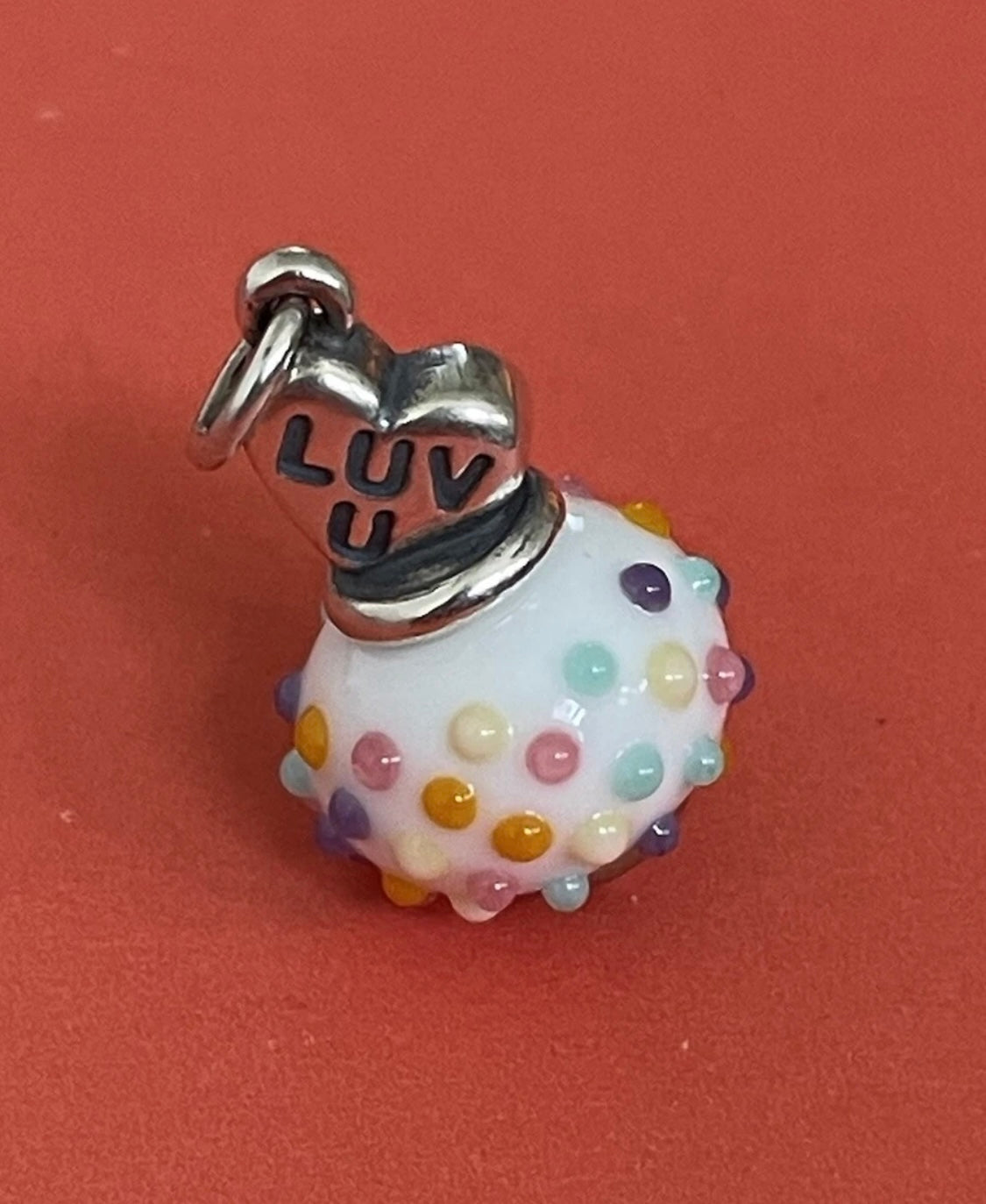 Brand New James Avery Retired Candy Heart Glass Bead LUV U Final Beads Brand New with Box
