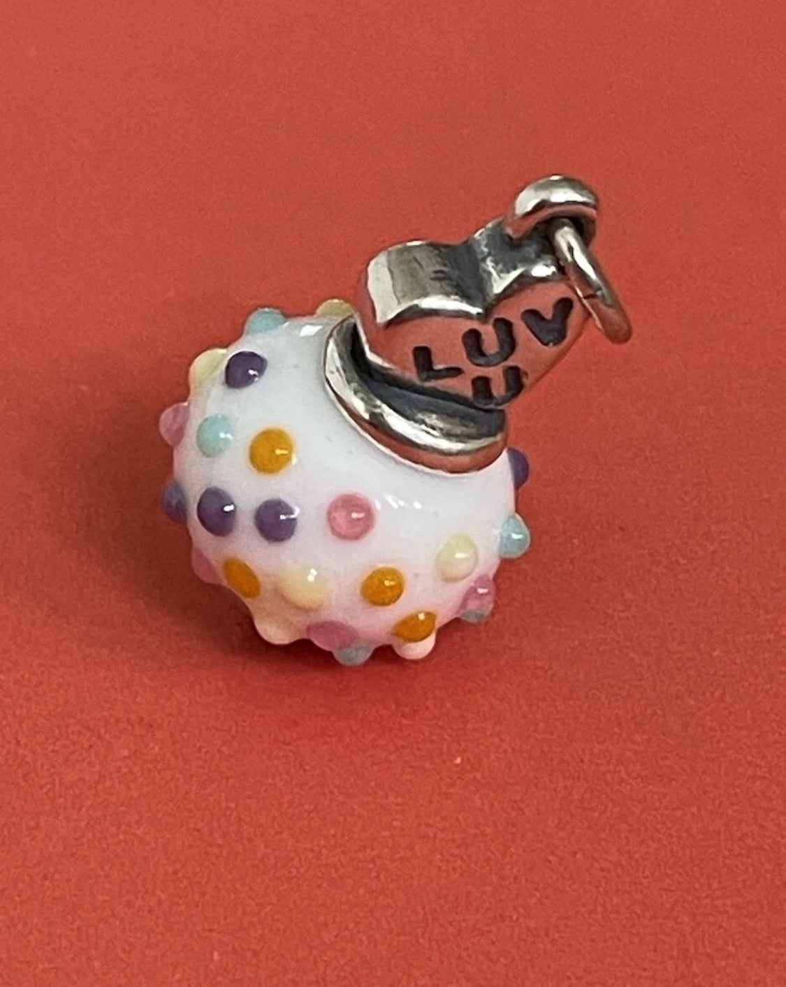 Brand New James Avery Retired Candy Heart Glass Bead LUV U Final Beads Brand New with Box