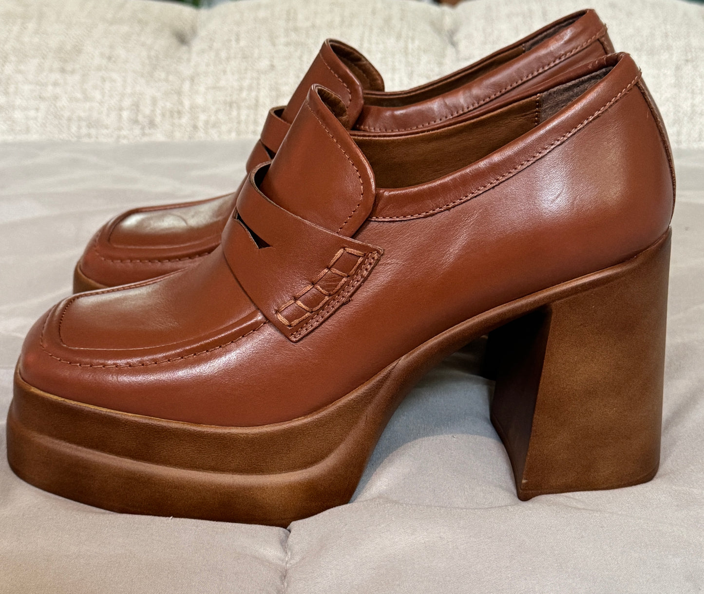 Steve Madden Perry Platform Loafers Cognac Brown Leather PERR02S1 Size 8