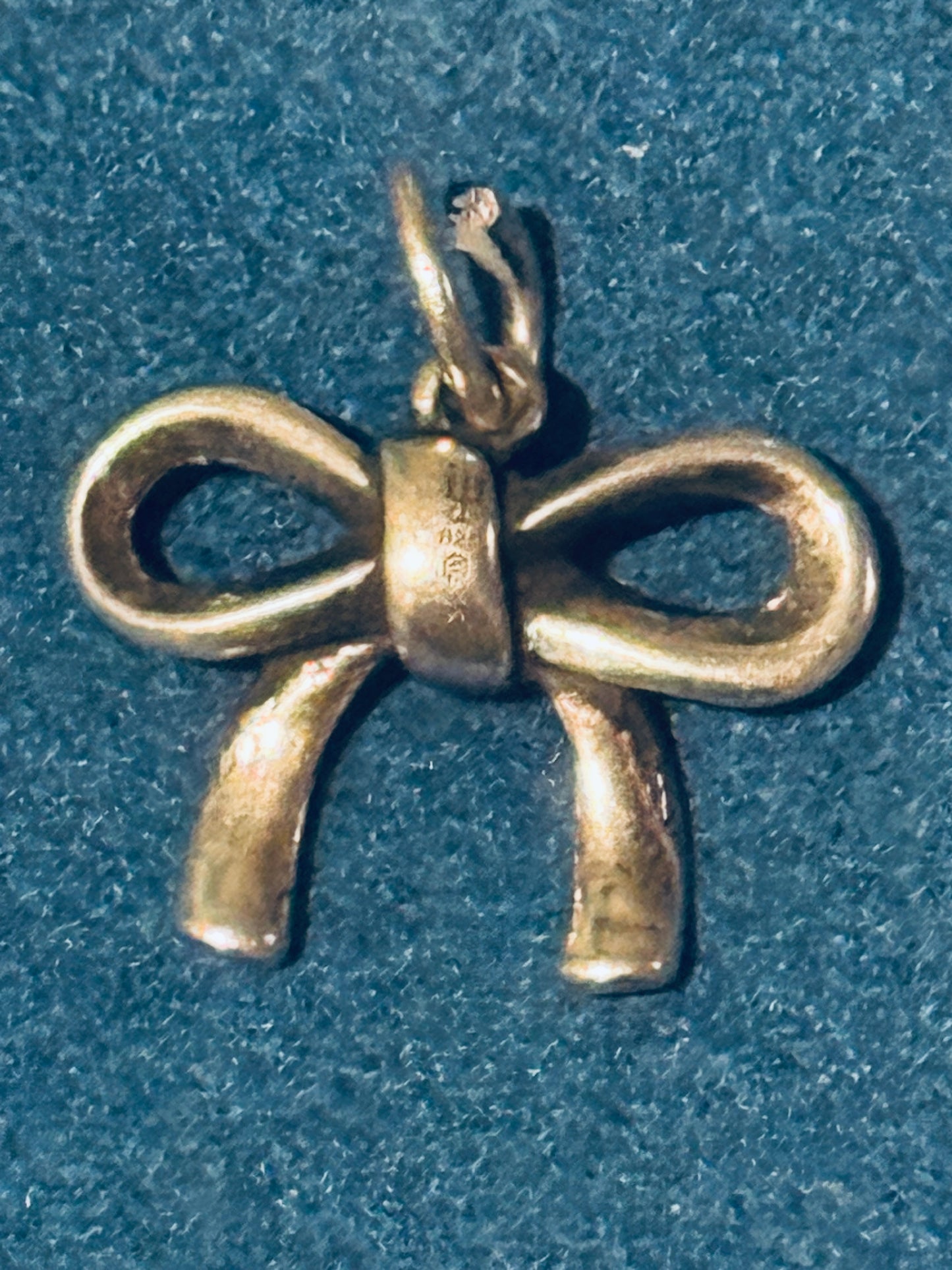 Pre Owned James Avery Retired Silver Bow Charm