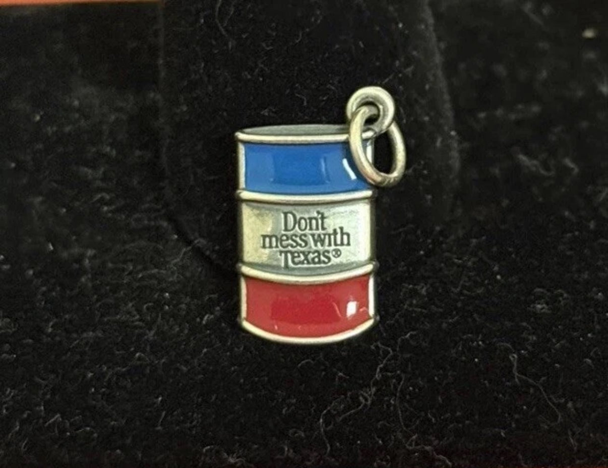 Brand New James Avery Retired Don't Mess With Texas Enamel Oil Barrel Charm