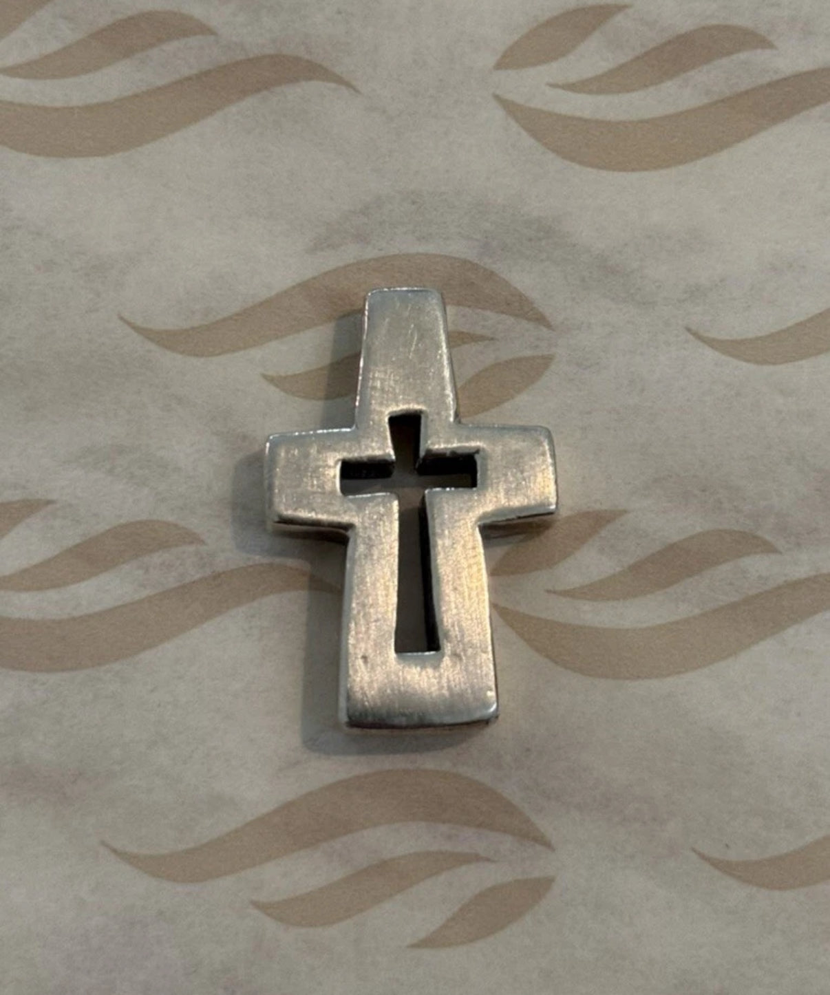 Pre-Owned James Avery Retired Sterling Silver Heavy Mission Cross Pendant