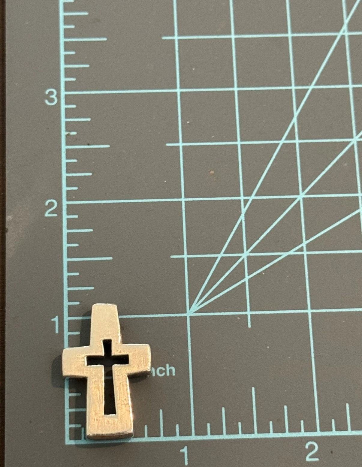 Pre-Owned James Avery Retired Sterling Silver Heavy Mission Cross Pendant