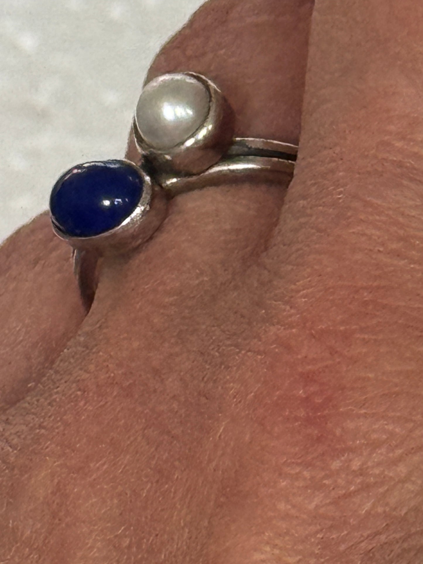 Pre Owned James Avery Retired Lapis Luzuil Cabachon And Pearl Silver Ring Size 9.75