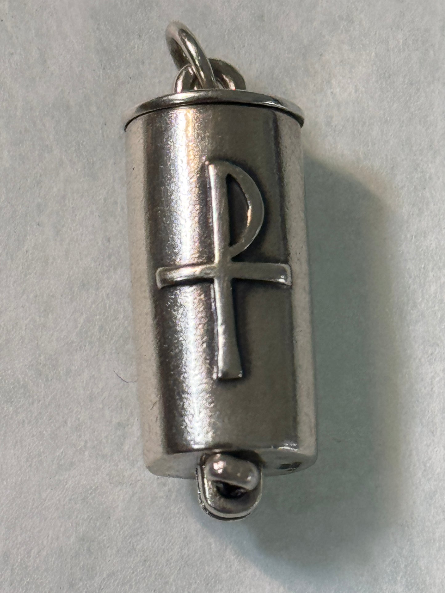 Pre Owned James Avery RETIRED RARE HTF Silver Alpha Omega Chi Rho Prayer Scroll Capsule