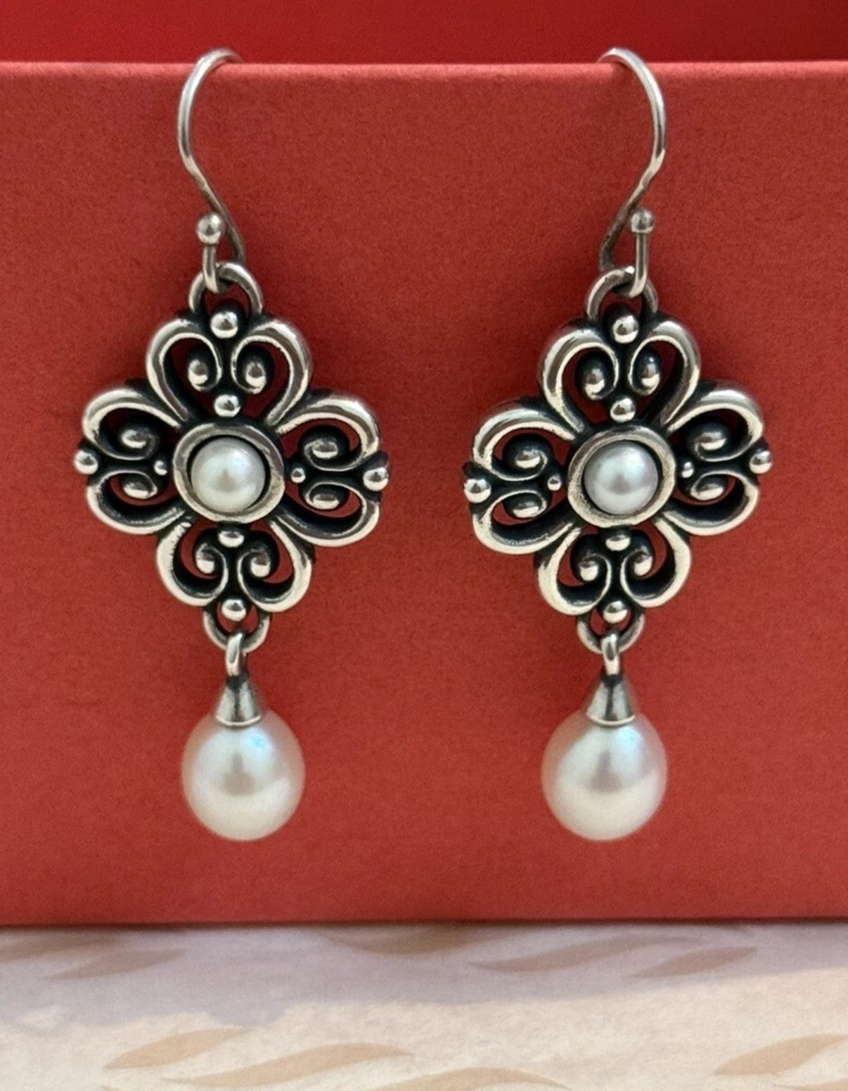 Pre-Owned James Avery Retired Sterling Silver Cross of Adoration Ear Hooks w/ Pearls