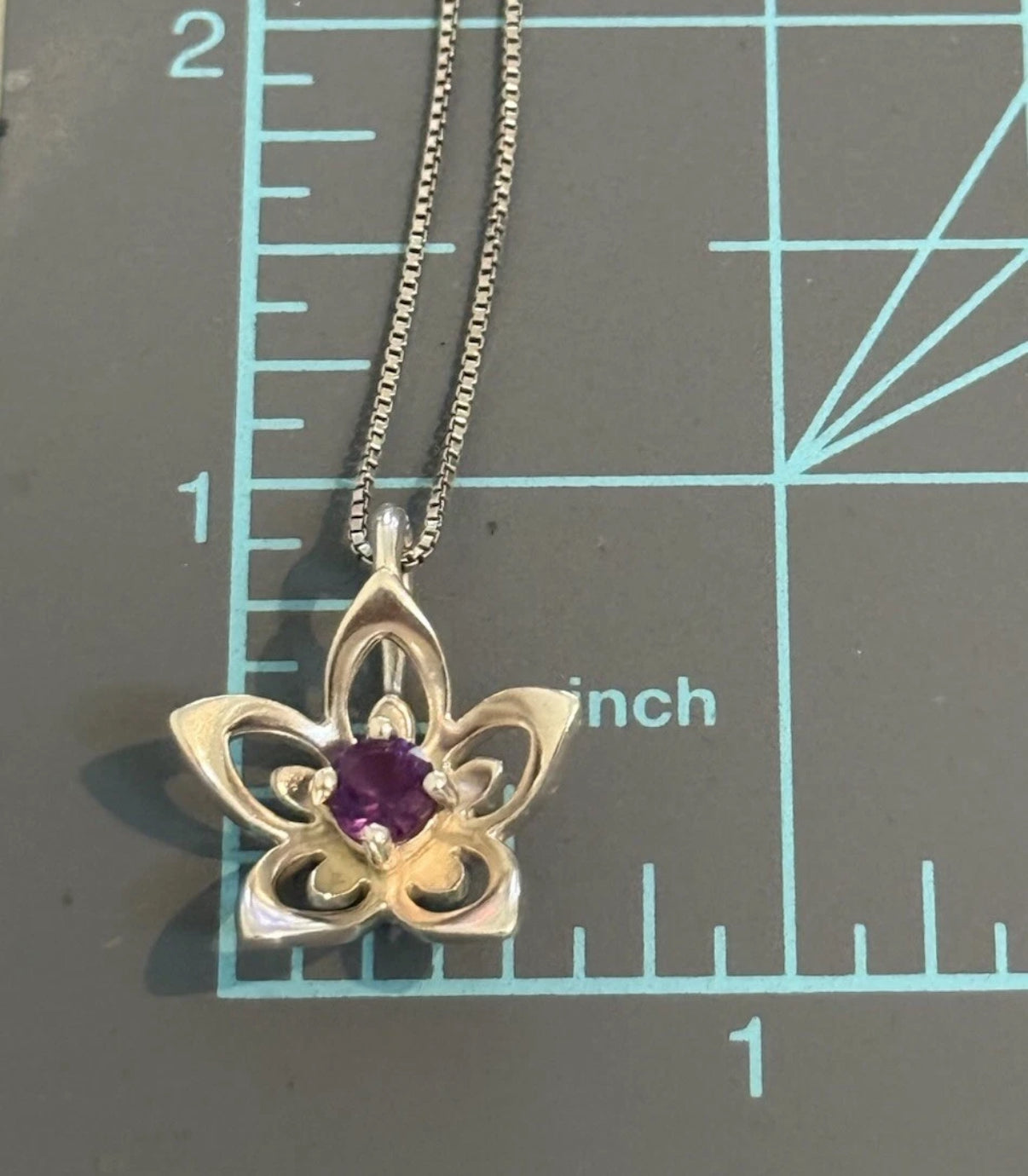 Pre-Owned James Avery Retired 925 Silver Star Flower & Amethyst Pendant w/ 18”Necklace