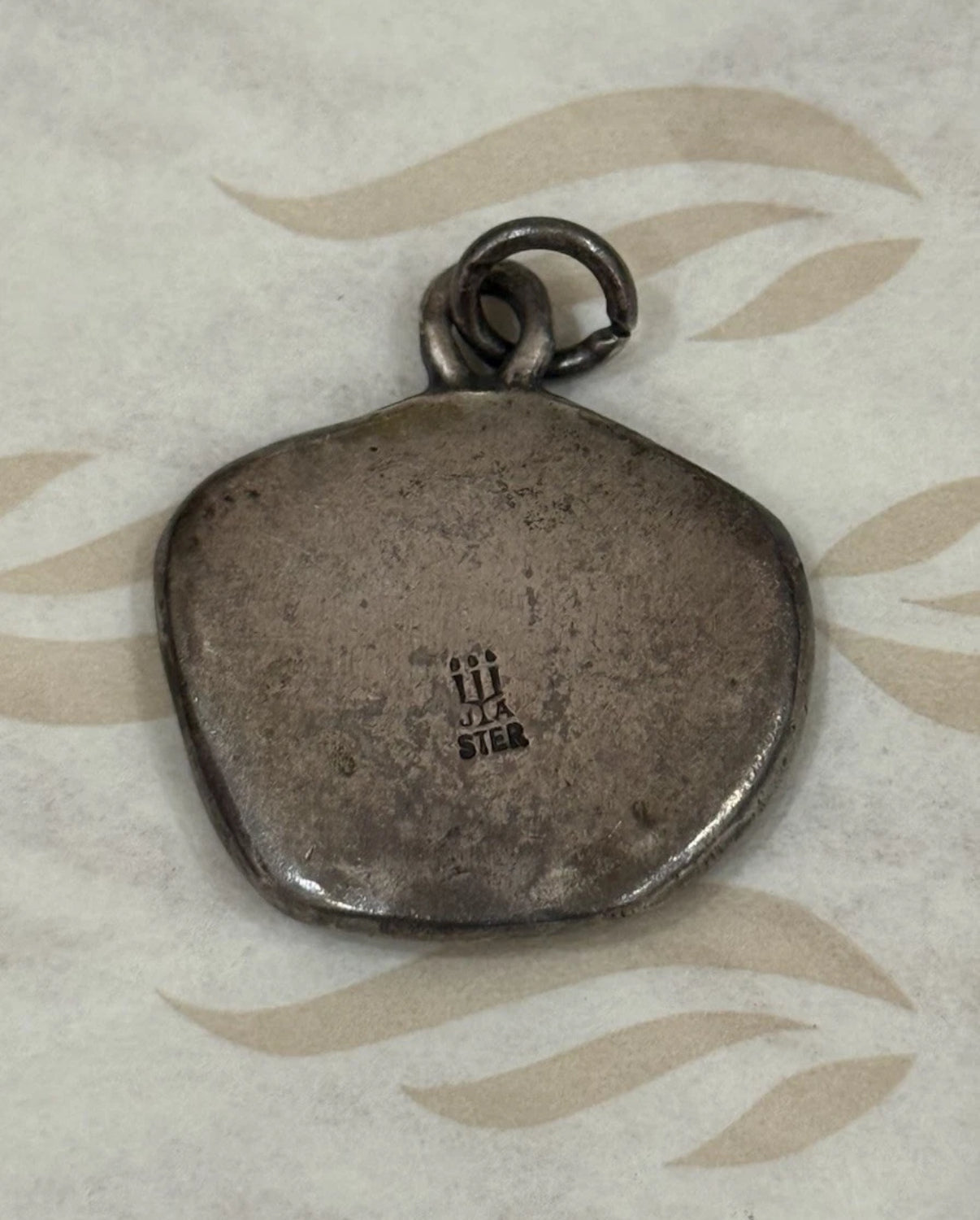 Pre-Owned James Avery Rare & Retired Sterling Silver Taurus Bull Pendant