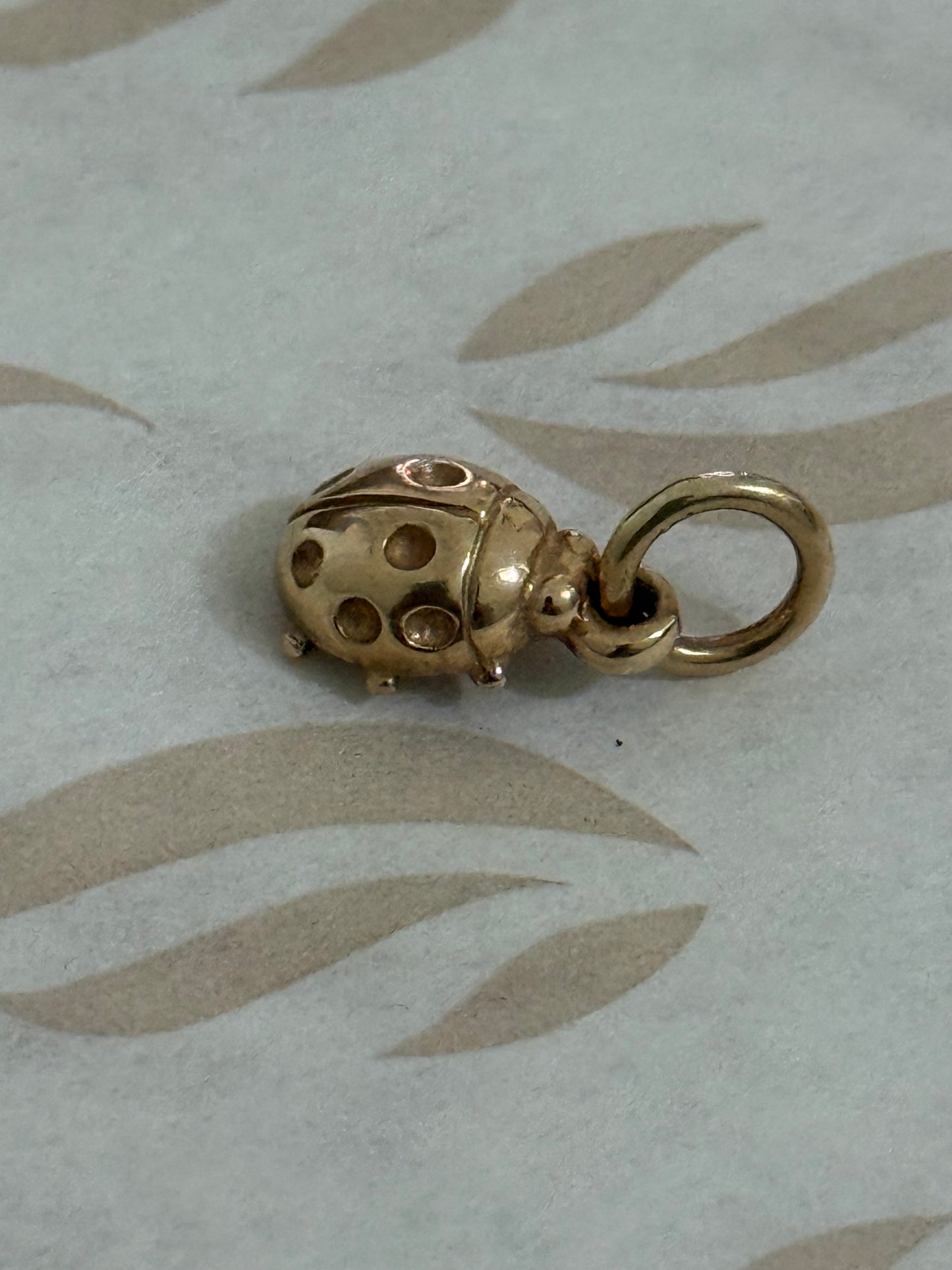 Pre-Owned James Avery Retired 14k Gold Small Ladybug Charm