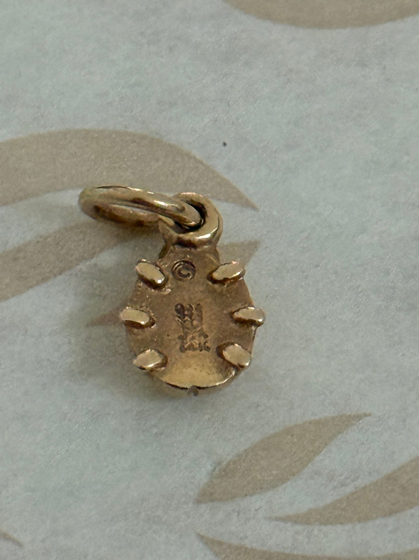 Pre-Owned James Avery Retired 14k Gold Small Ladybug Charm