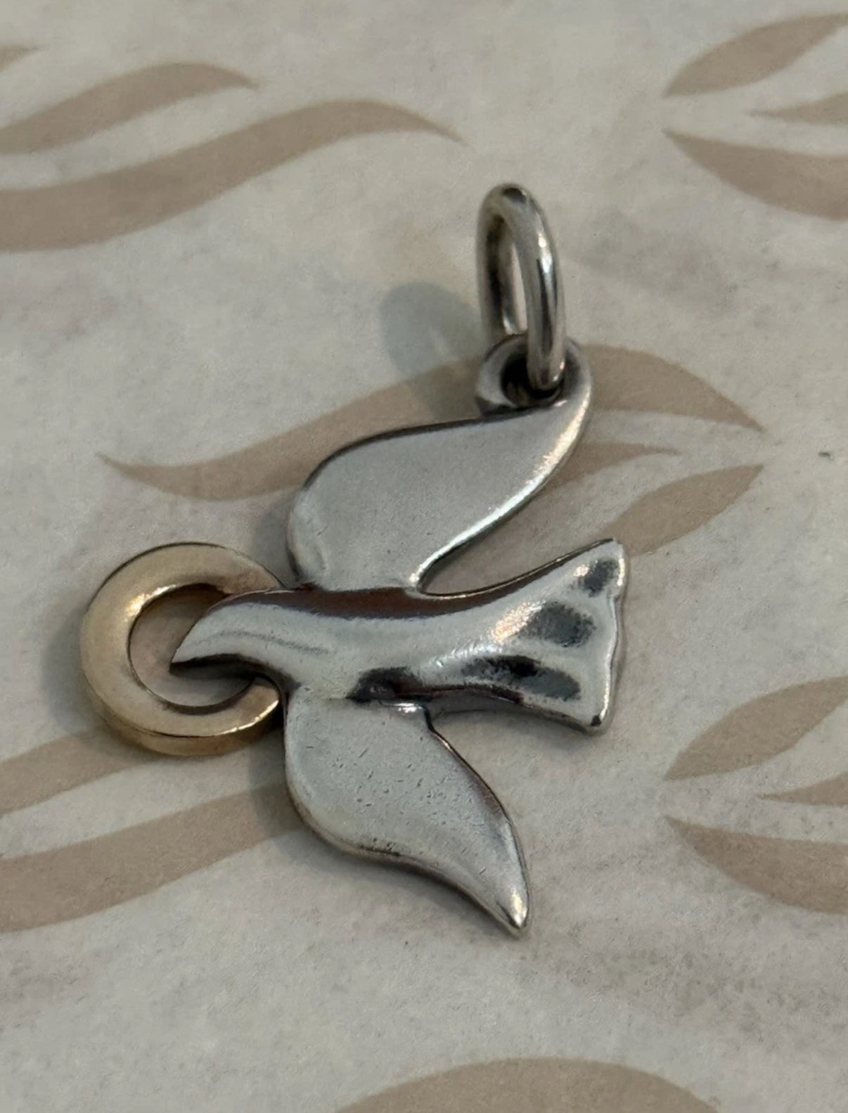 Pre-Owned James Avery Retired Sterling Silver & 14K Gold Peace Dove Pendant