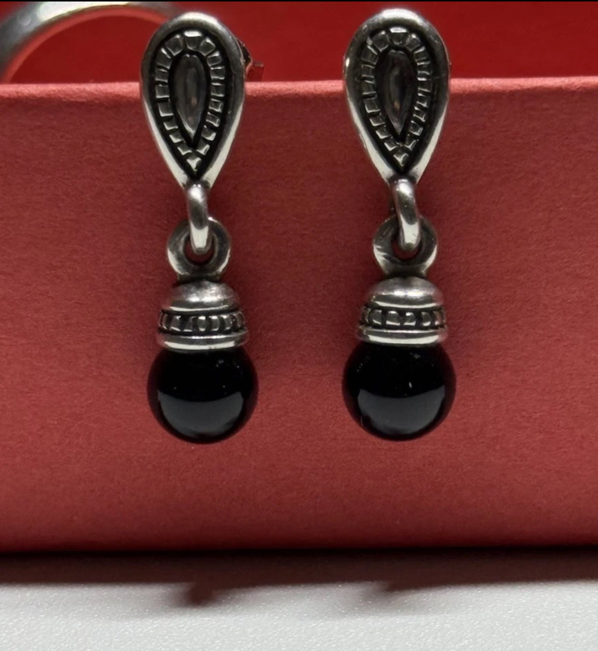 Pre-Owned James Avery Retired Sterling Silver Dangle Black Onyx Silver Earrings