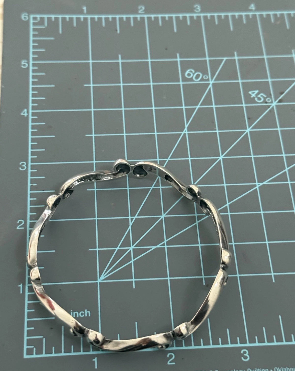 Pre-Owned James Avery Retired Sterling Silver Europa Scroll Bangle Bracelet