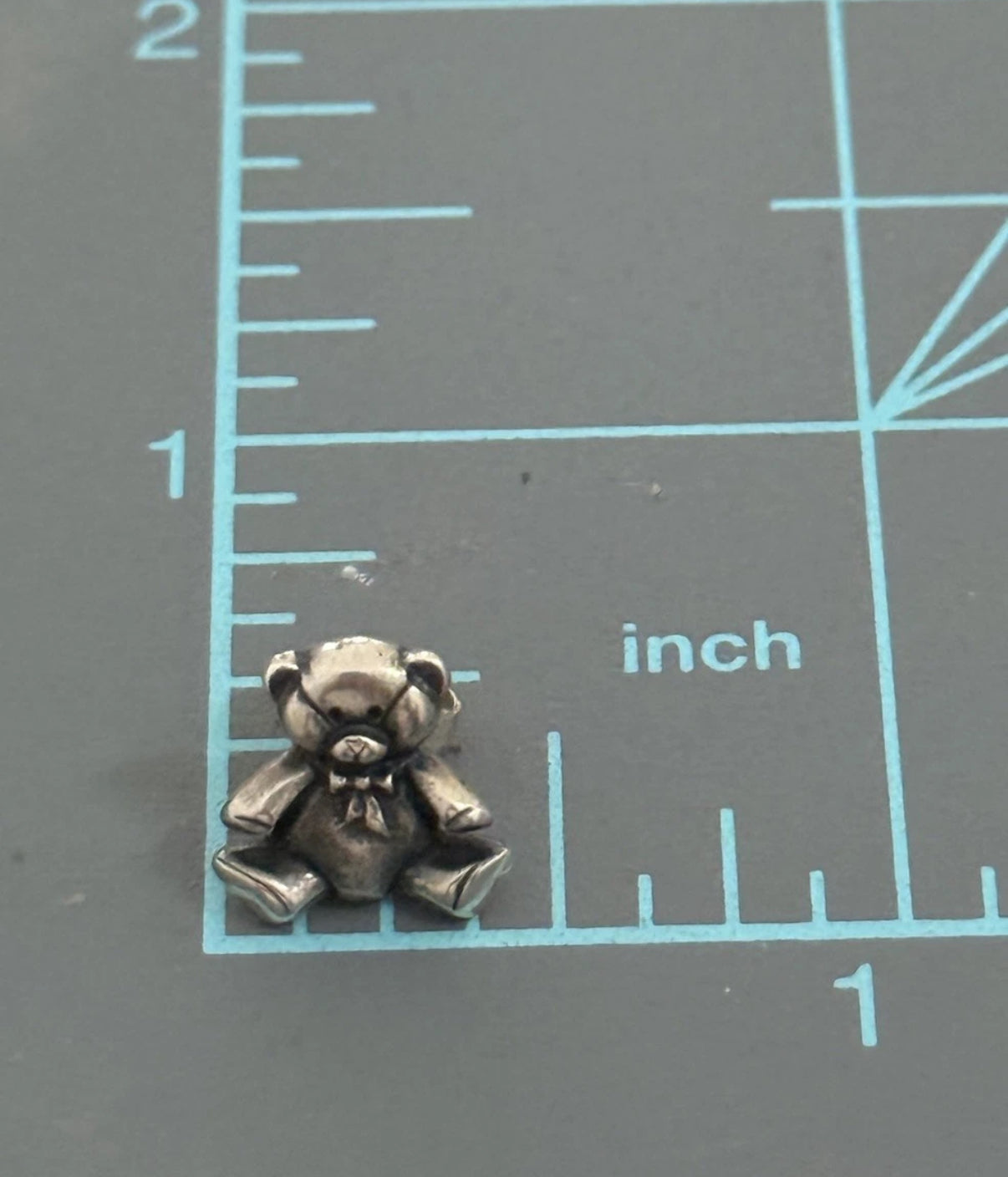 Pre-Owned James Avery Sterling Silver Retired Teddy Bear Stud Earrings