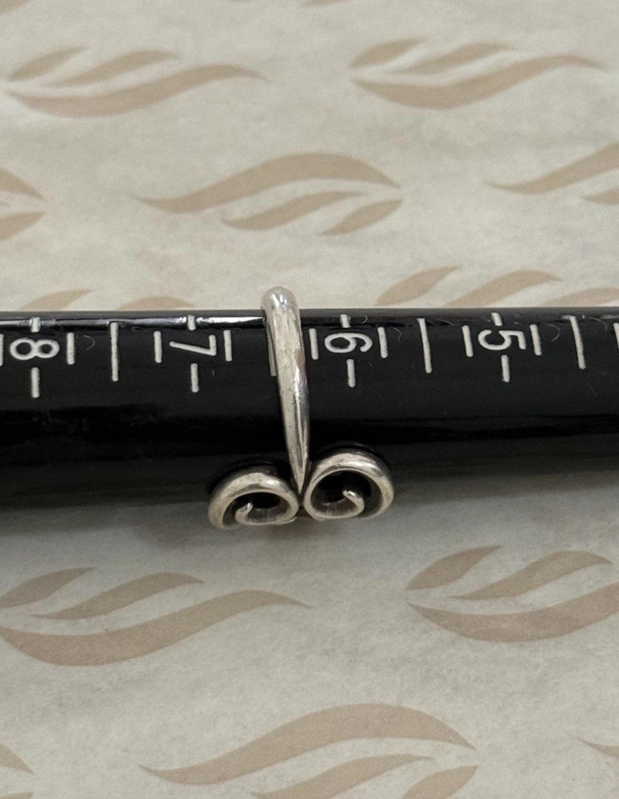Pre-Owned James Avery Retired Sterling Silver Scroll Heart Ring Size 6.5