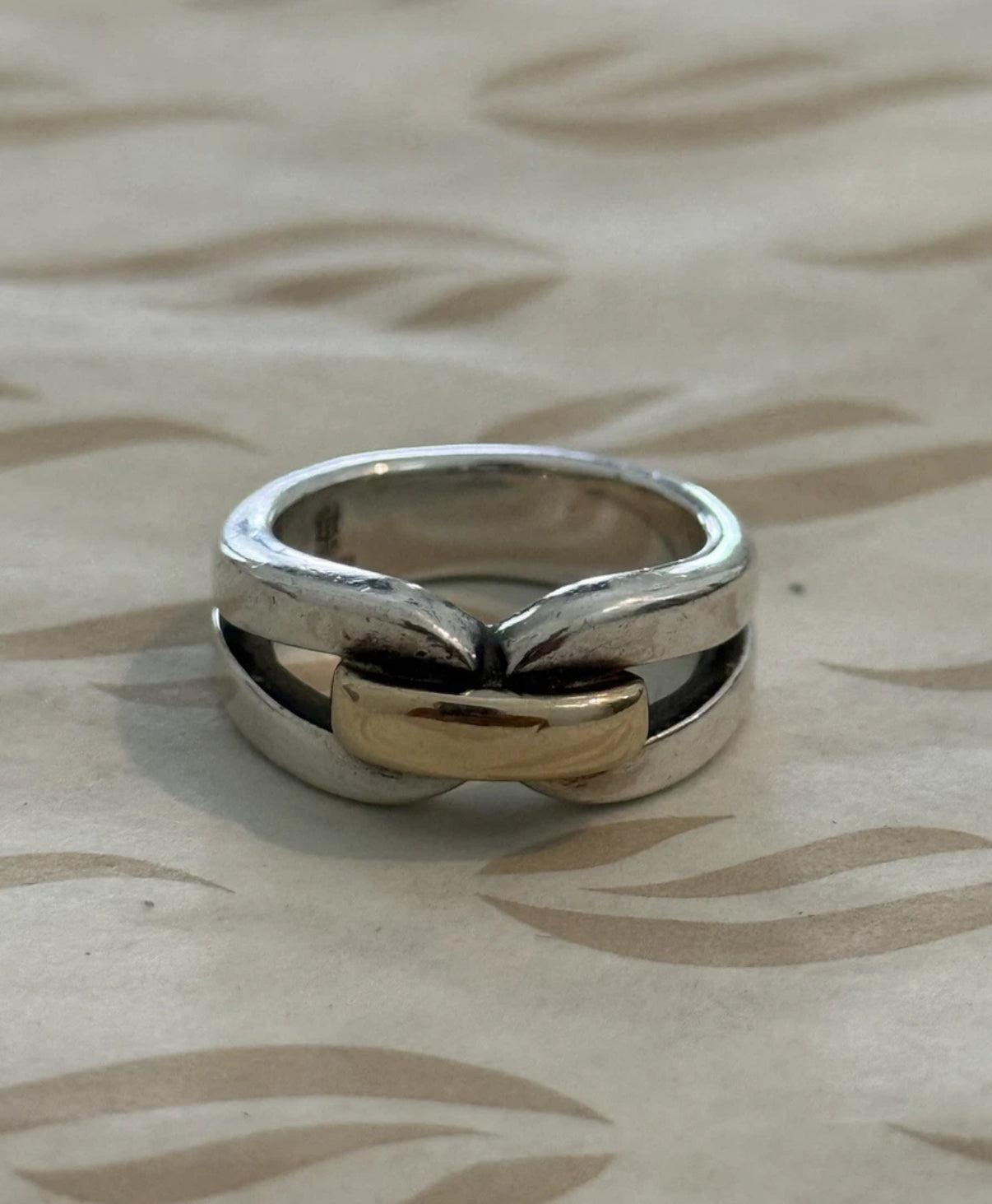 Pre-Owned James Avery Retired Sterling Silver & Gold Enduring Bond Ring Size 5