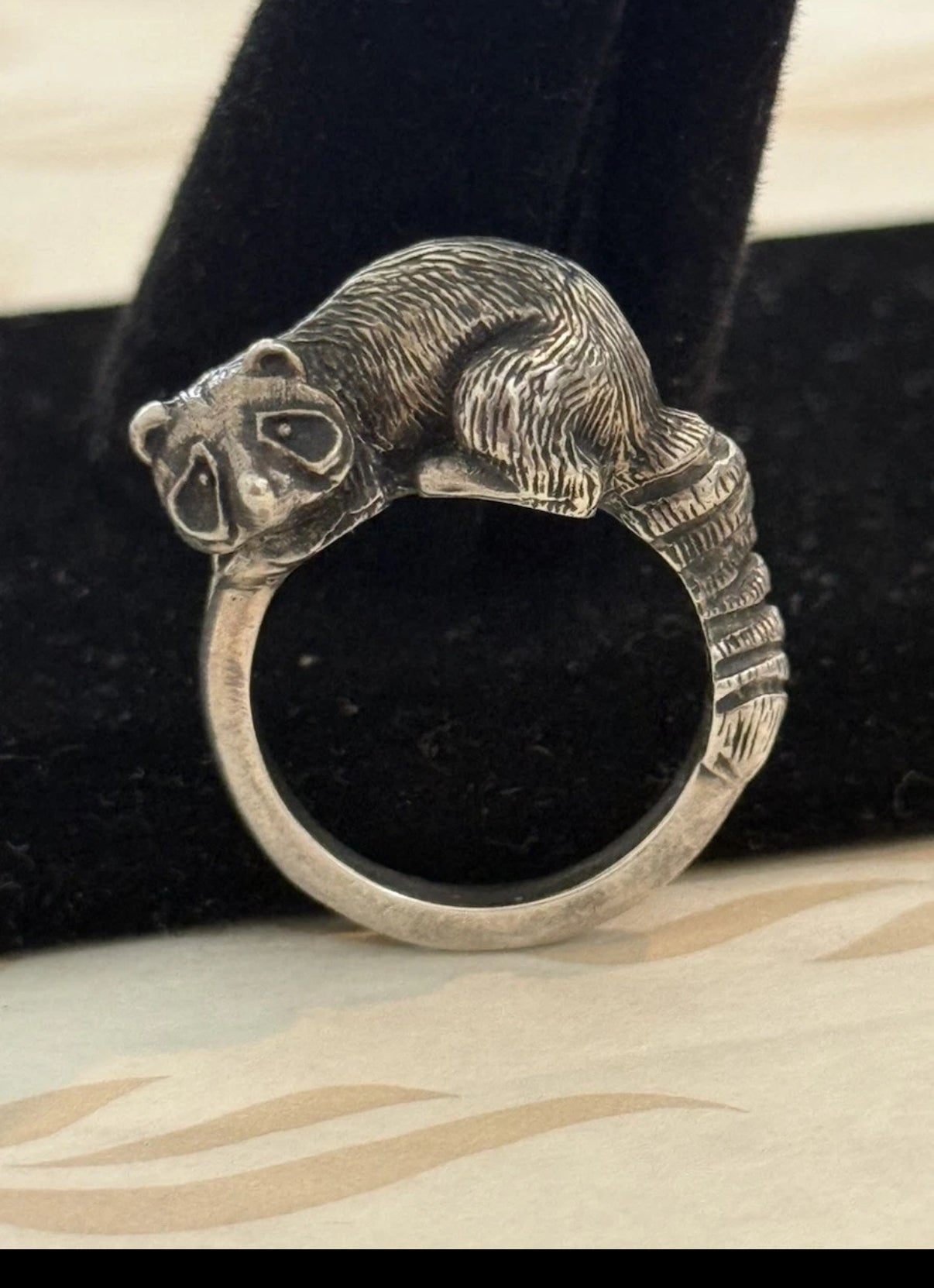 Pre-Owned James Avery Retired RARE Sterling Silver Raccoon Wrap Around Ring Size 5