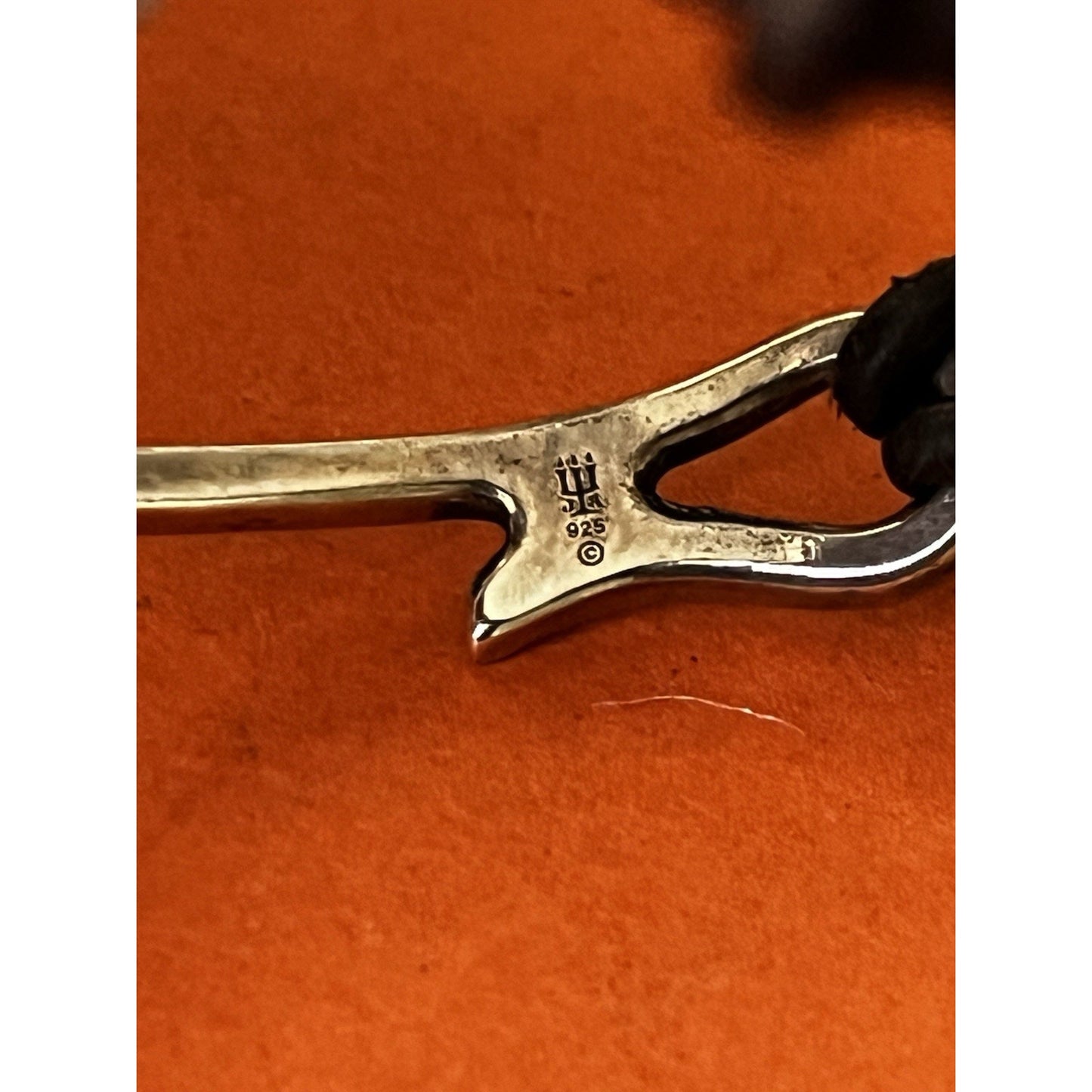 Pre owned James Avery Retired Silver And Leather Hook On Charm Bracelet Size Small